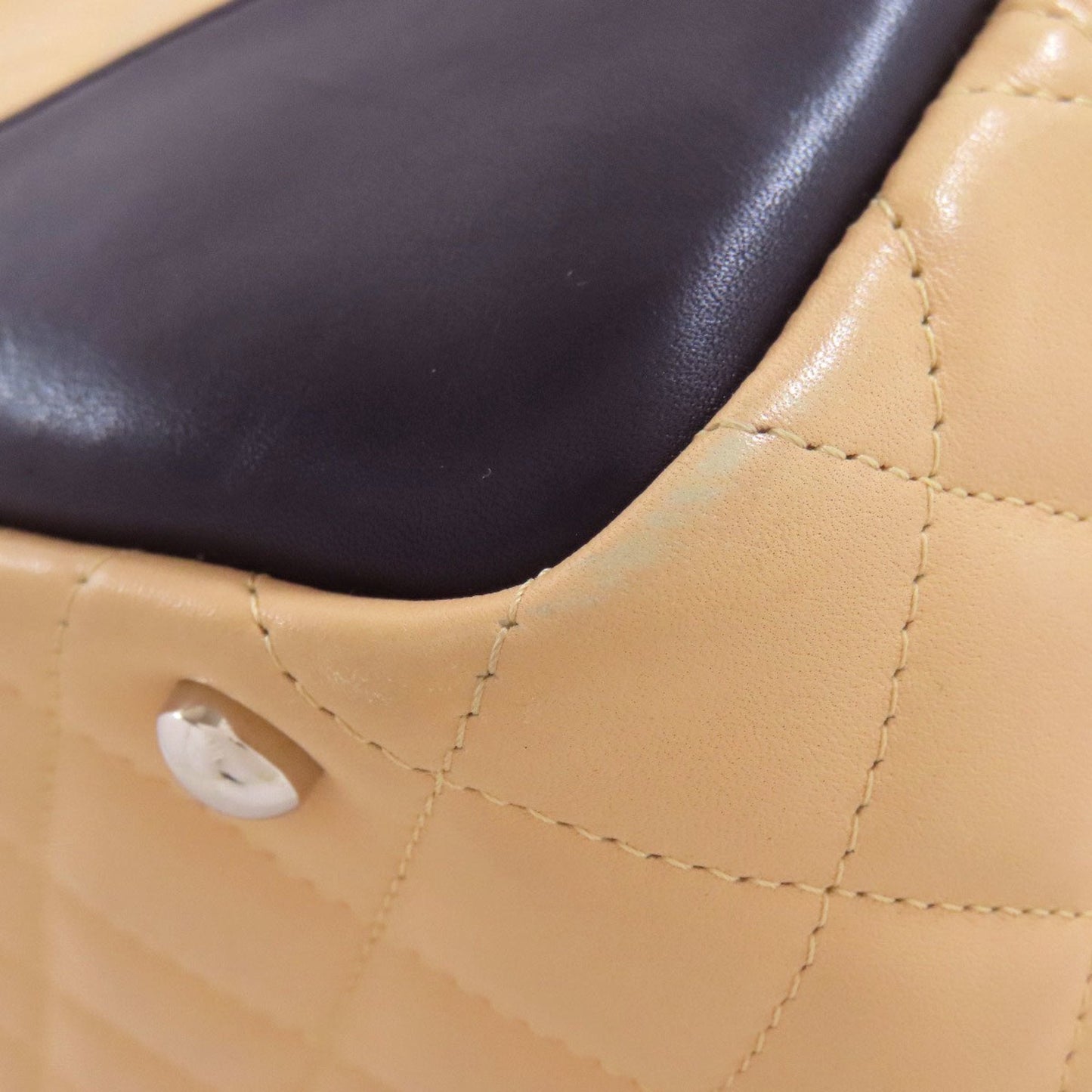 Chanel Ligne Cambon Beige Black Leather Handbag (Pre-Owned)