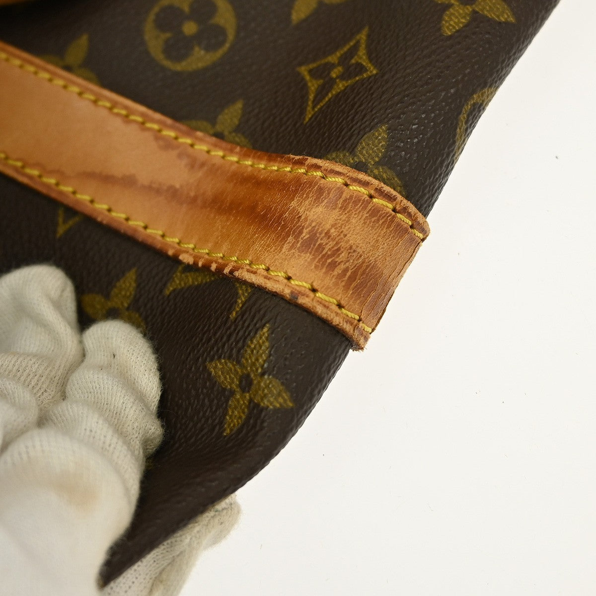 Louis Vuitton Keepall Bandouliere Bag Monogram Canvas Brown Canvas Travel Bag Bag (Pre-Owned)