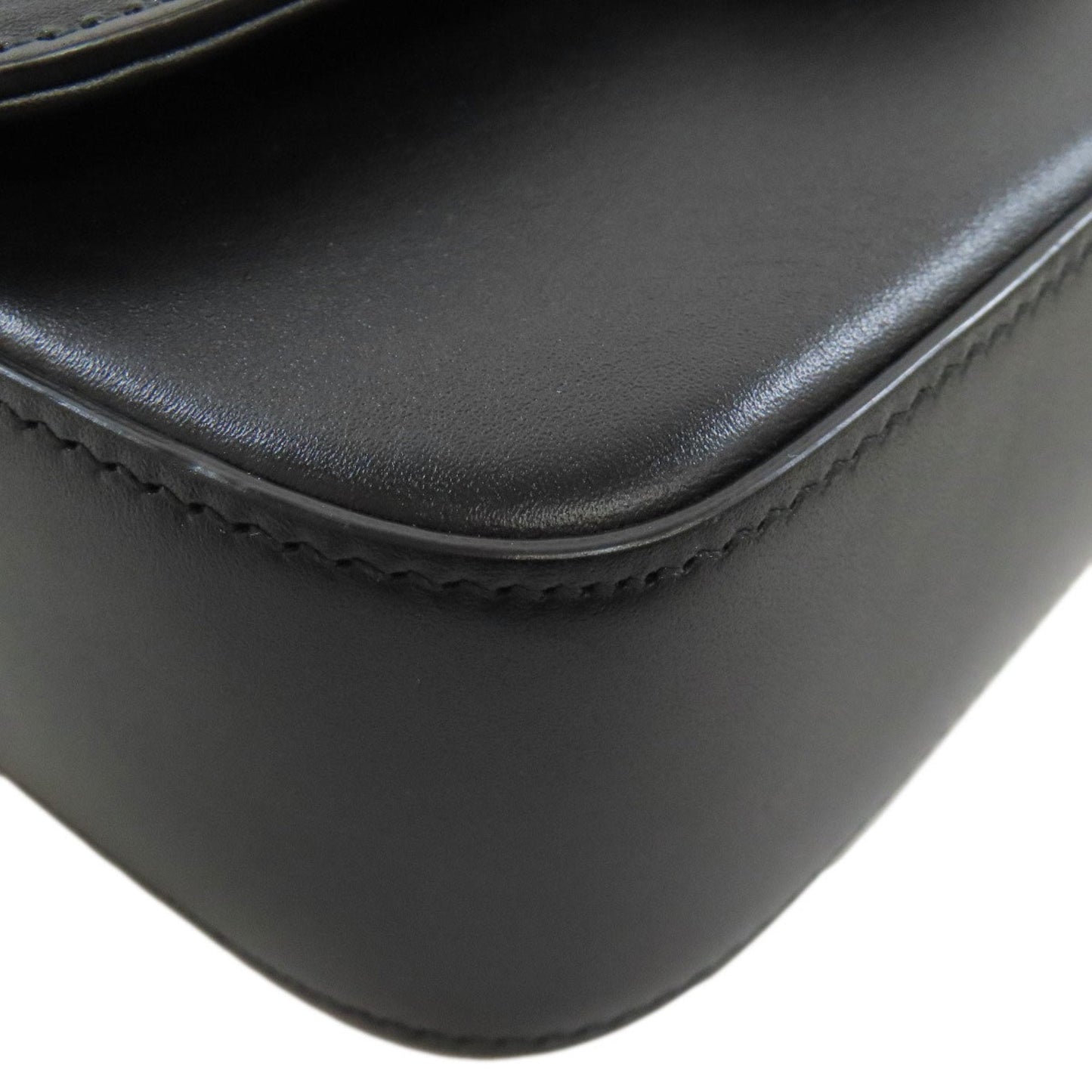 Gucci Black Leather Shoulder Bag (Pre-Owned)