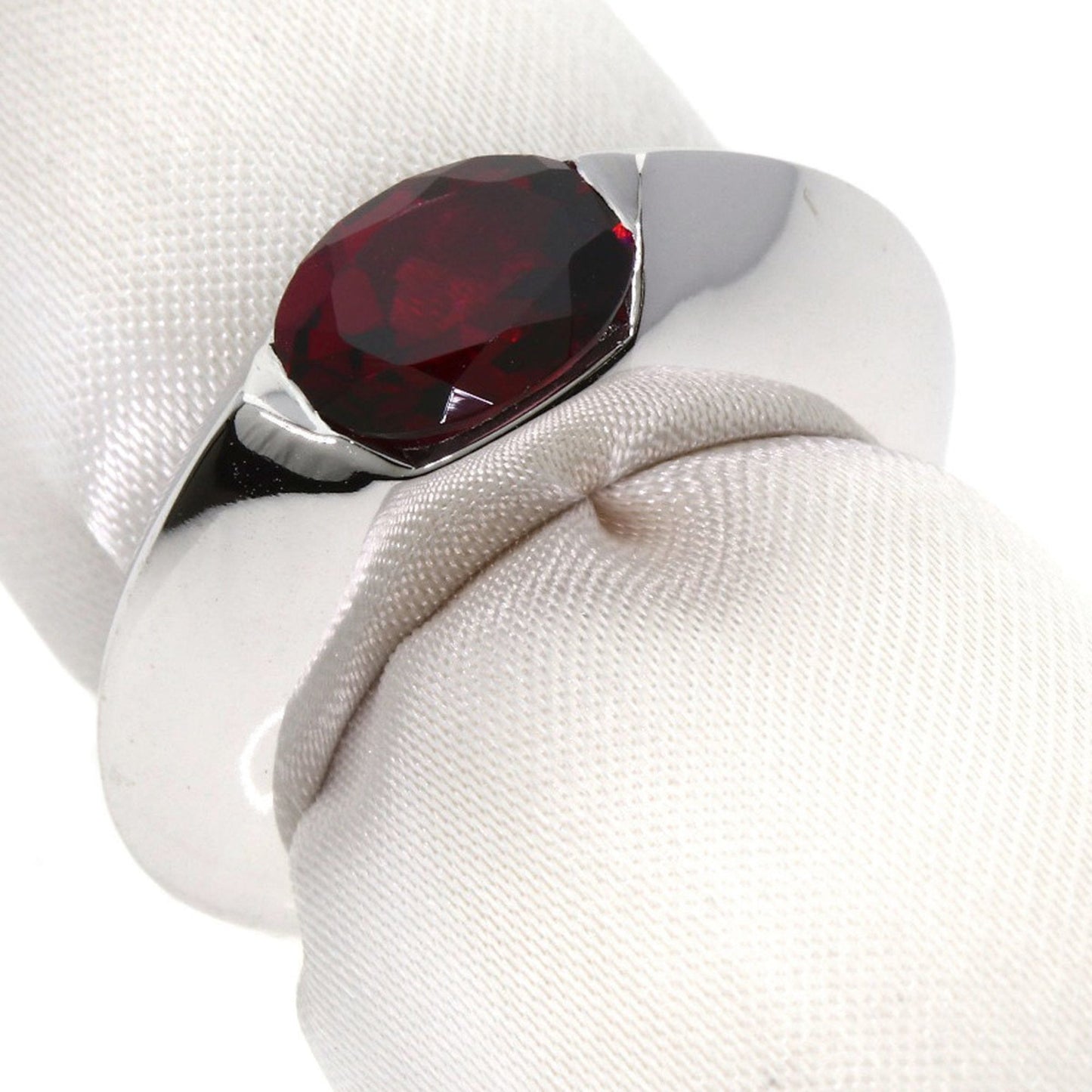 Piaget White Gold White Gold (18K) Band Ring (Pre-Owned)