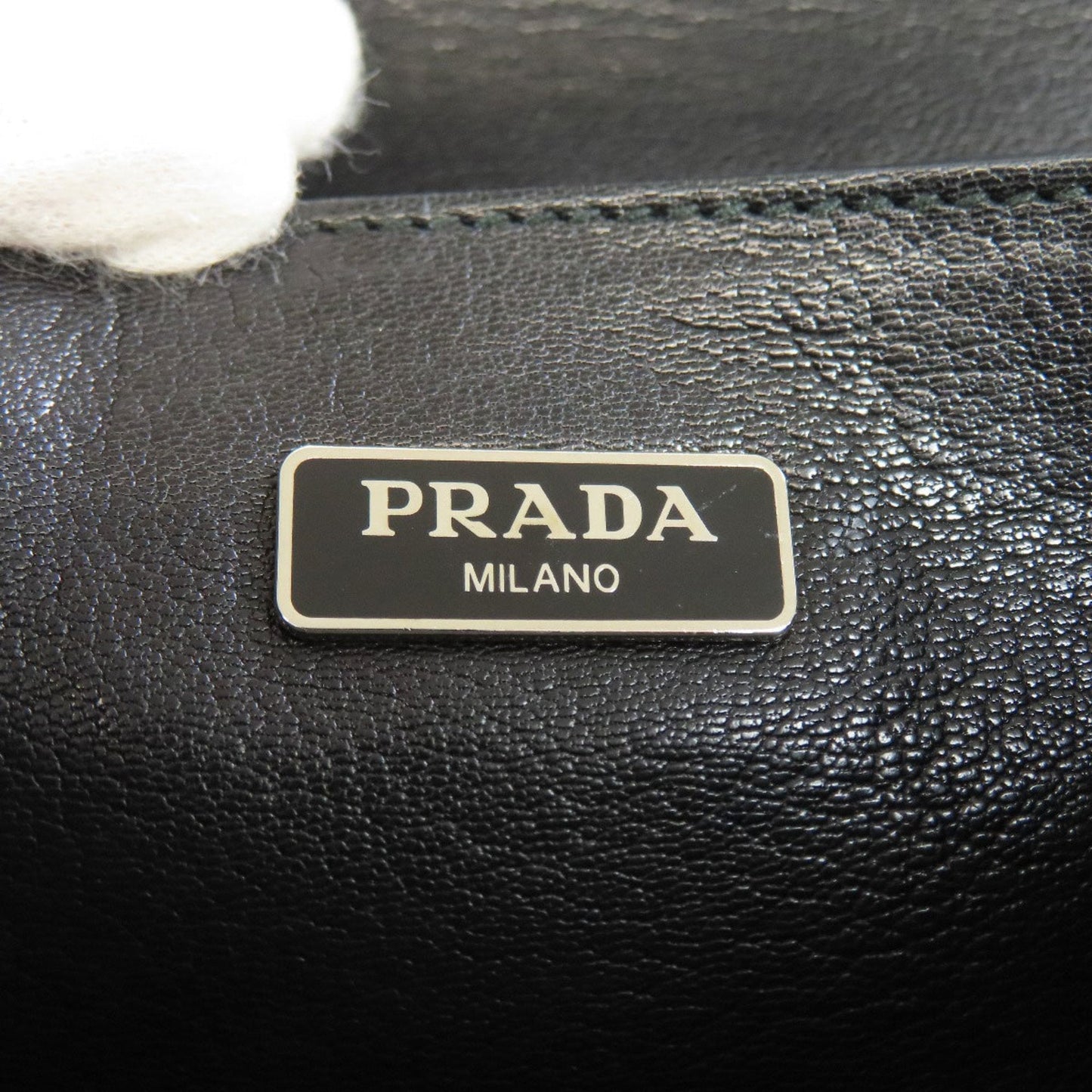 Prada Saffiano Red Color Saffiano Shoulder Bag (Pre-Owned)
