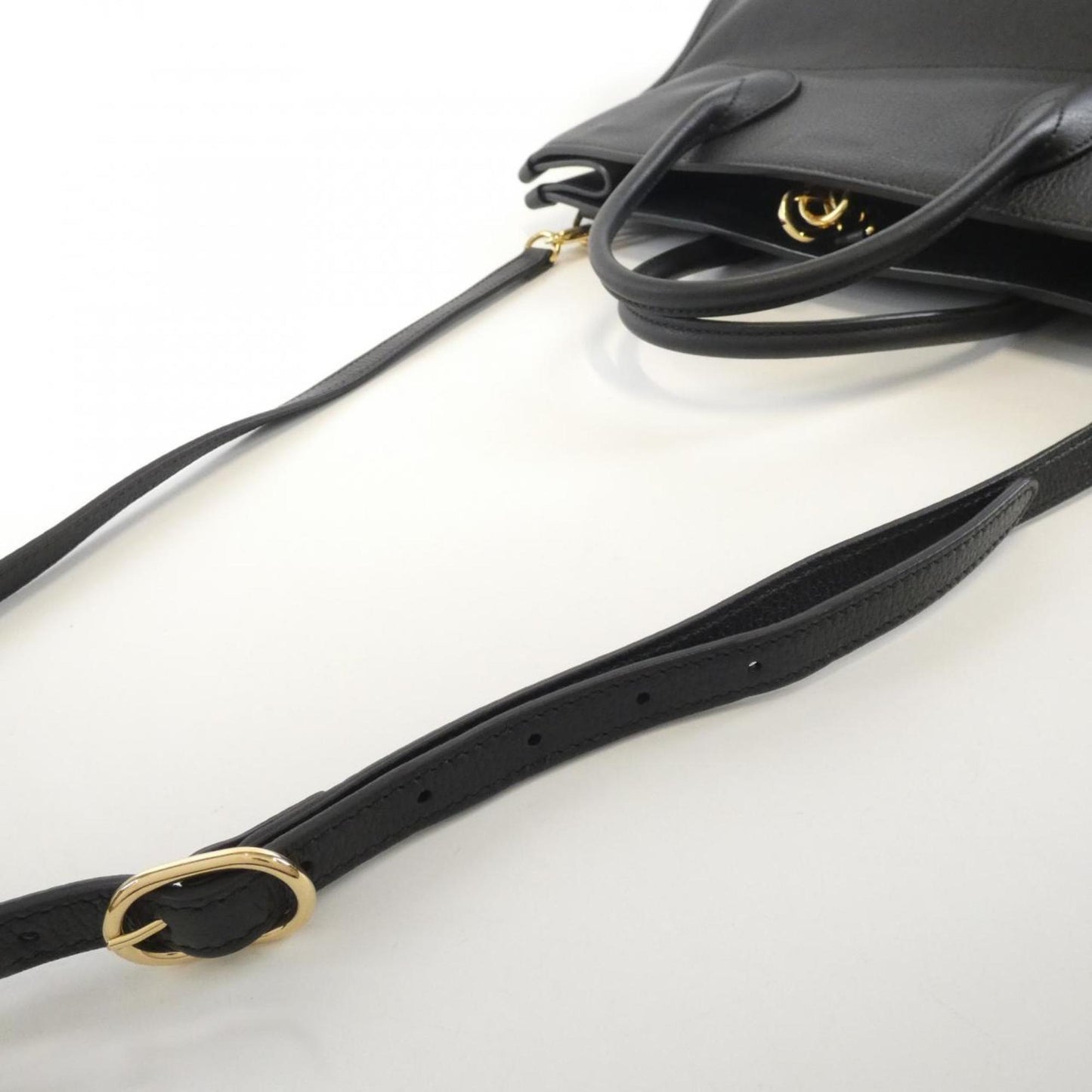 Gucci Black Leather Handbag (Pre-Owned)