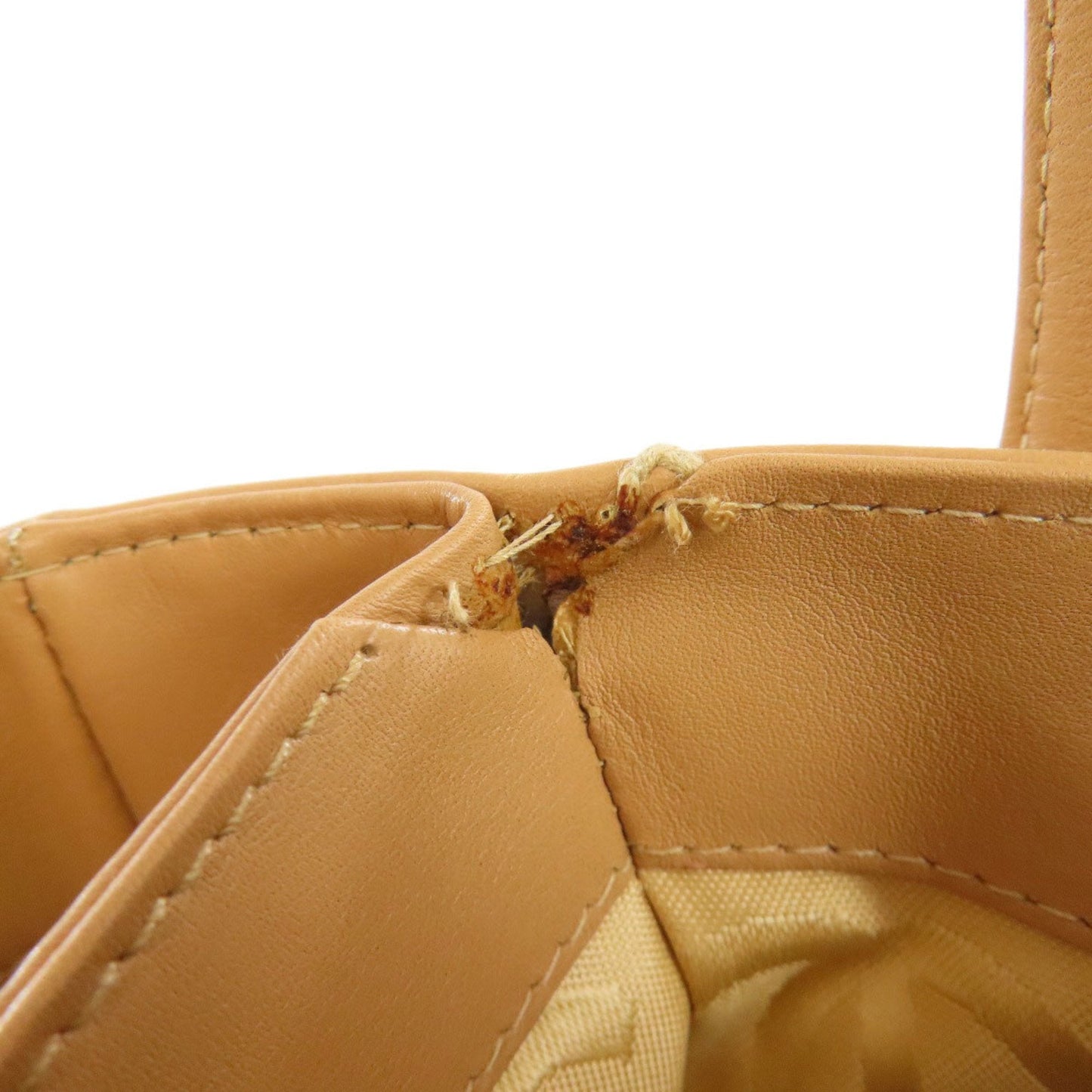 Chanel Wild Stitch Beige Leather Handbag (Pre-Owned)