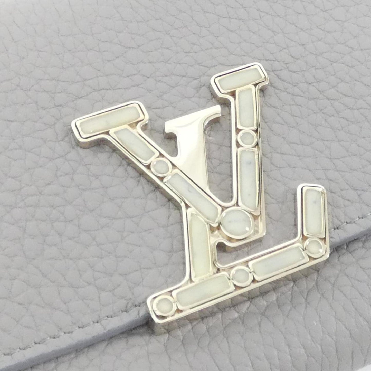 Louis Vuitton Gray Long Wallet (Bi-Fold) (Pre-Owned)
