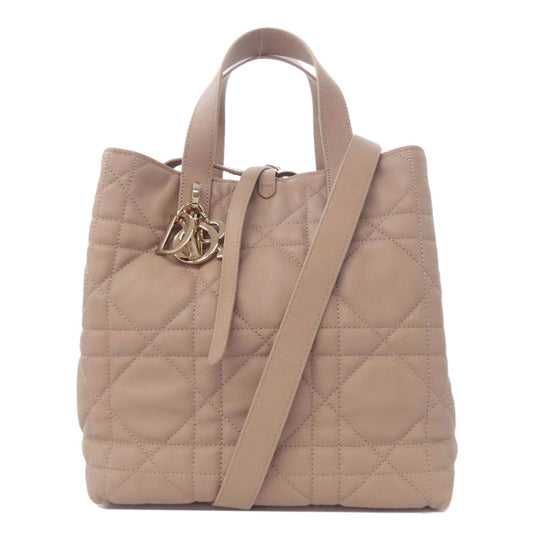 Christian Dior Beige Leather Handbag (Pre-Owned)