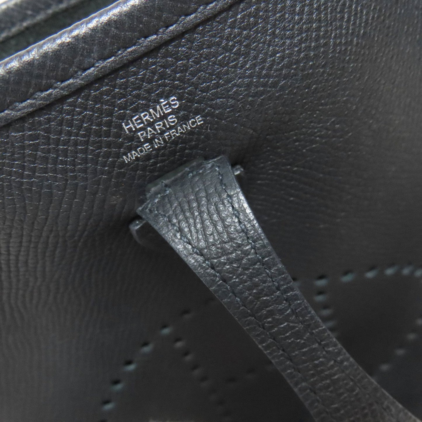Hermes Black Epsom Leather Shoulder Bag (Pre-Owned)