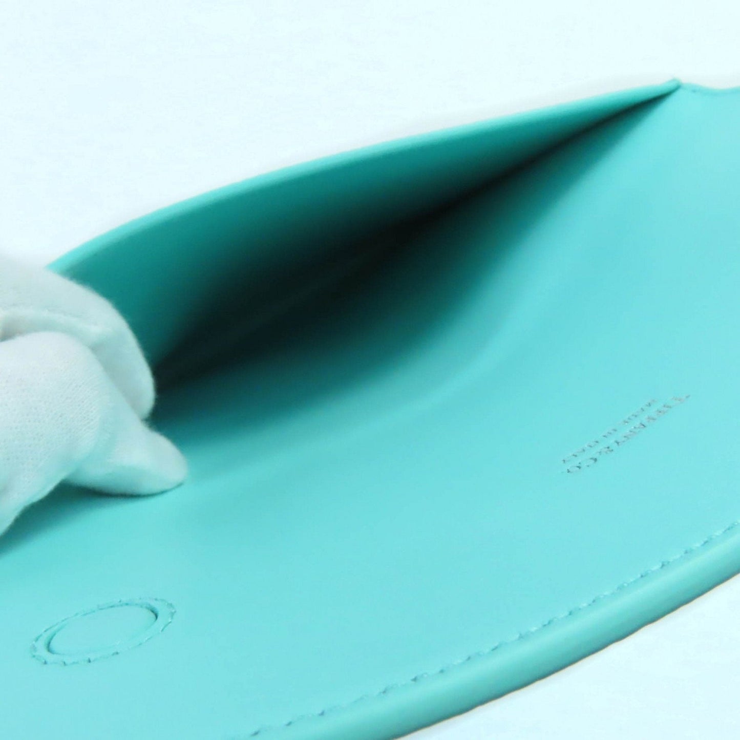 Tiffany Tiffany Blue Leather Pouch (Pre-Owned)
