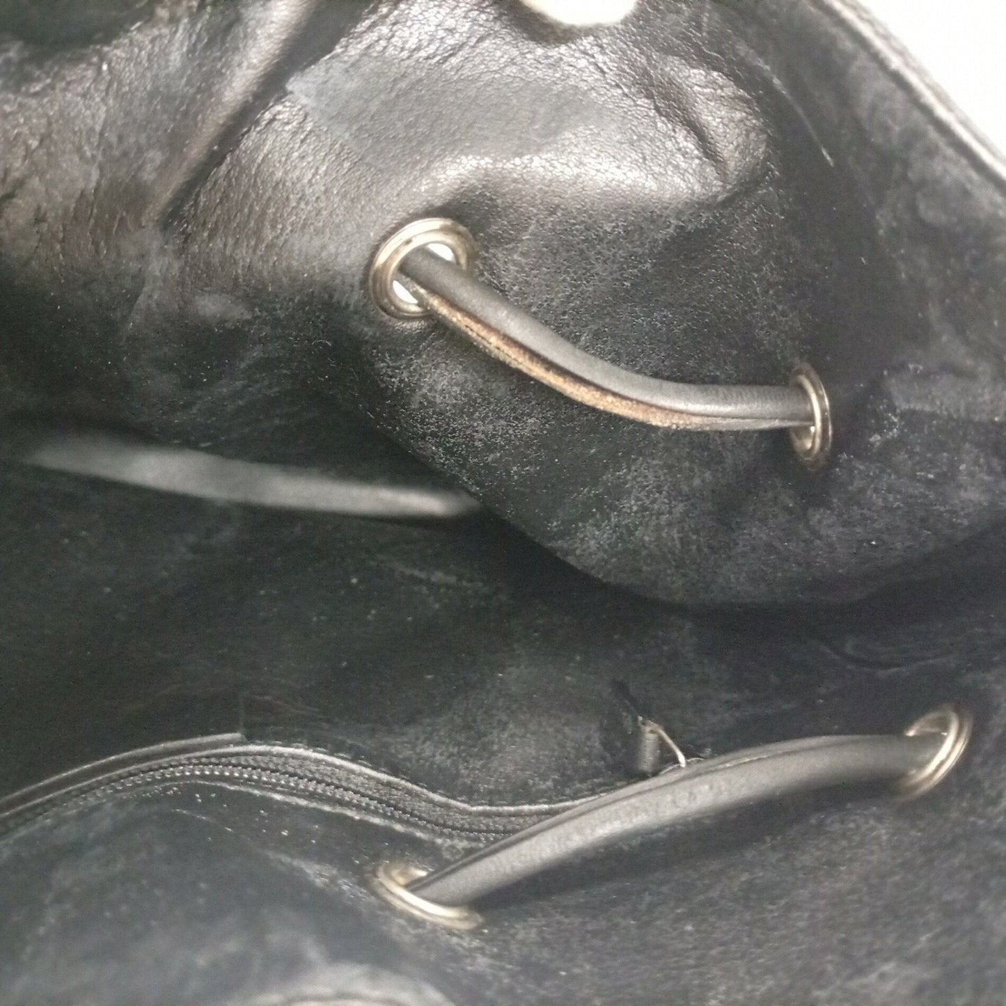 Gucci Black Dark Gray Gg Canvas Leather Handbag (Pre-Owned)