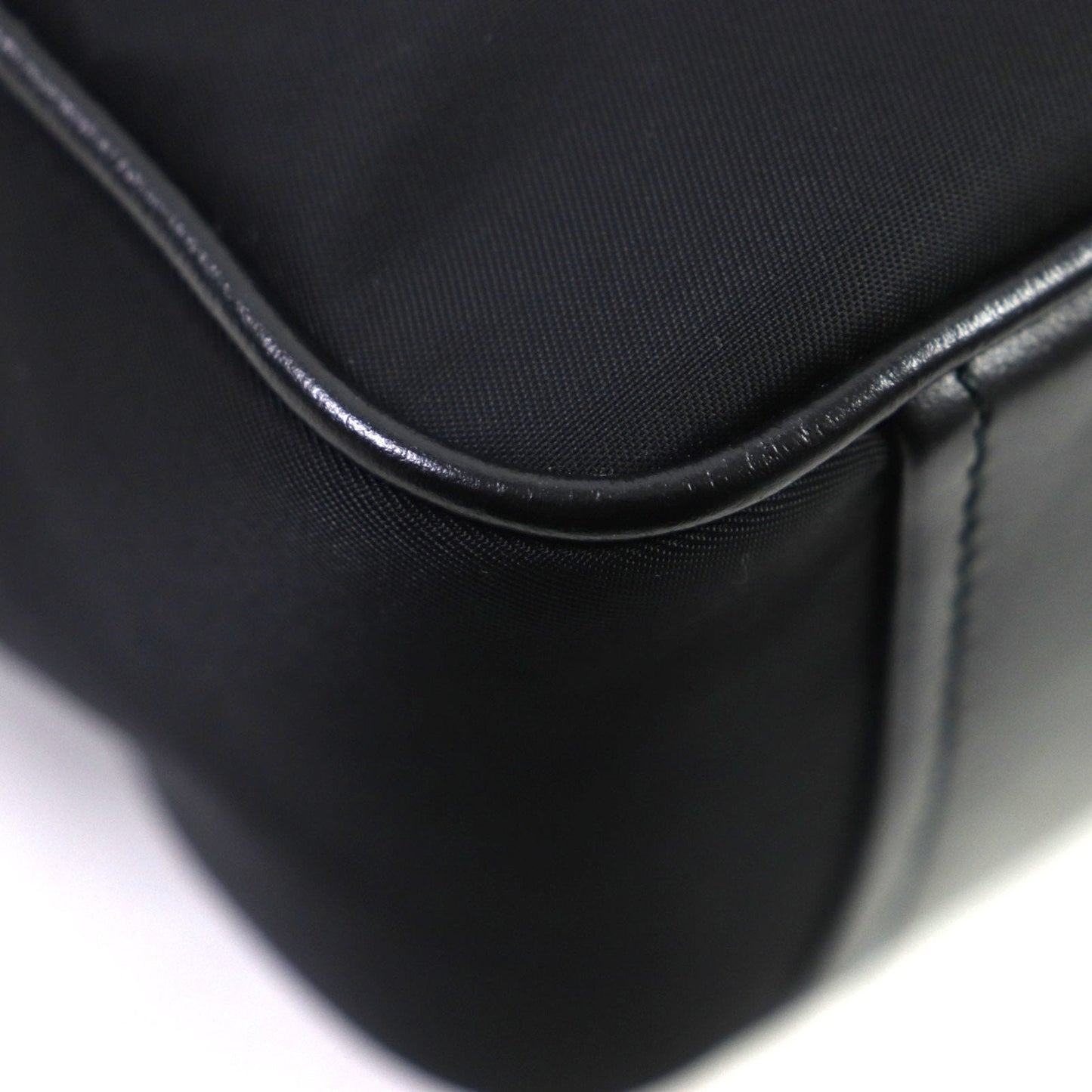 Prada Black Nylon Leather Shoulder Bag (Pre-Owned)