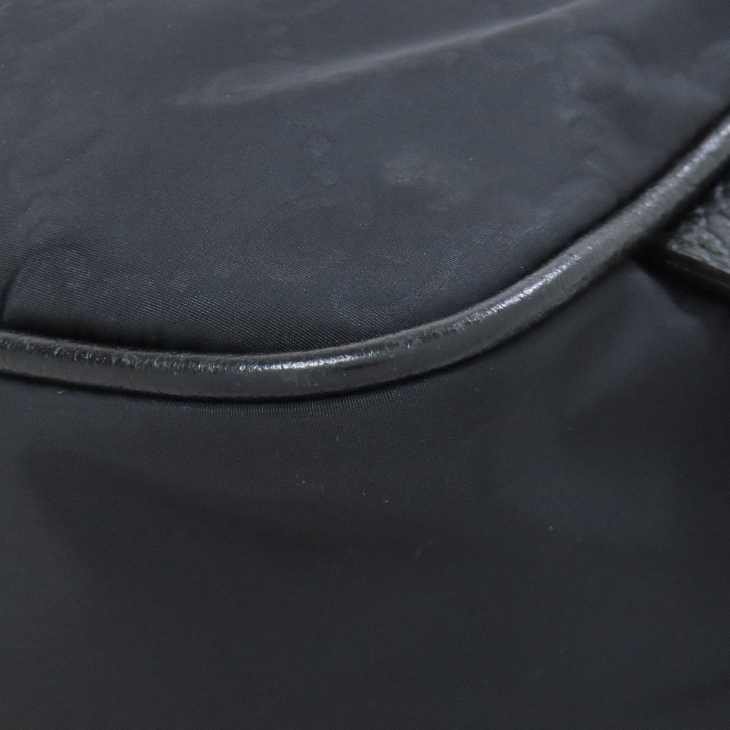 Gucci Black Nylon Clutch Bag (Pre-Owned)