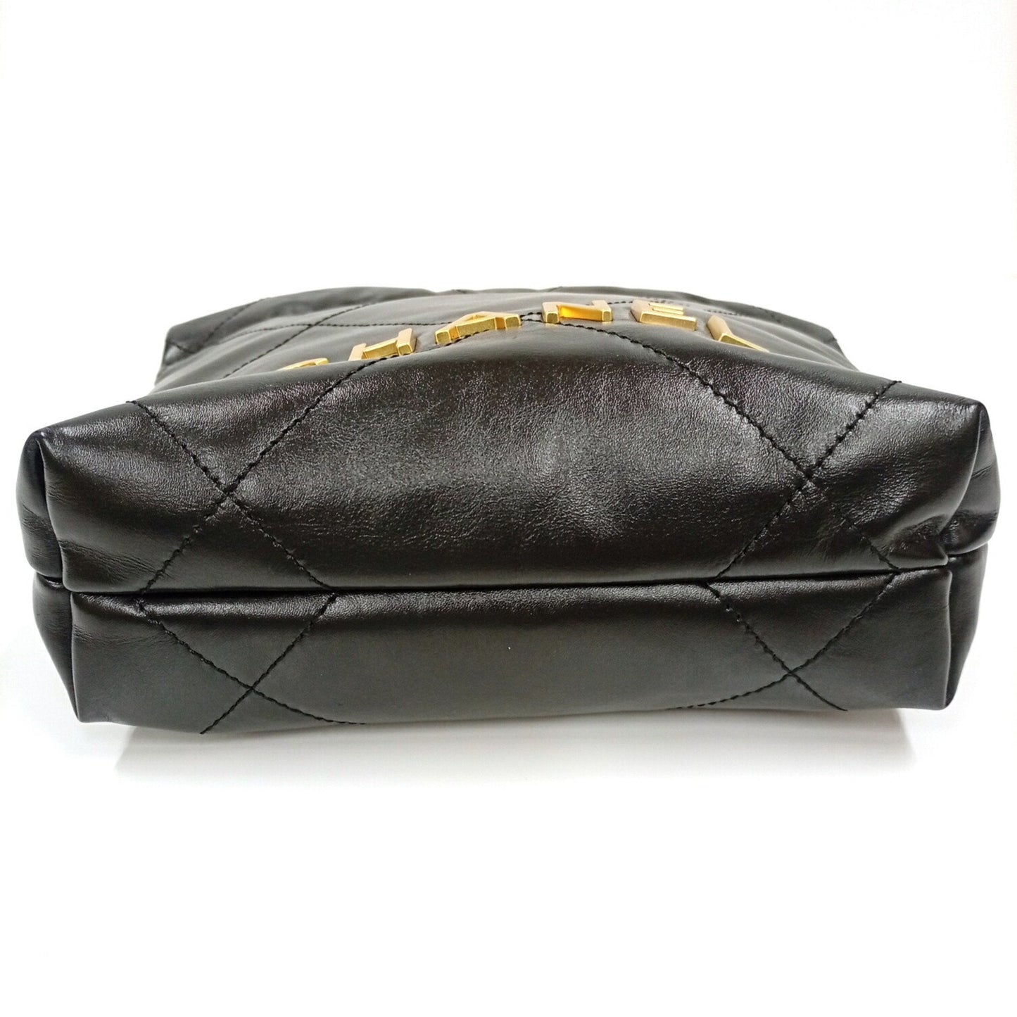 Chanel Black Leather Handbag Shoulder Bag (Pre-Owned)