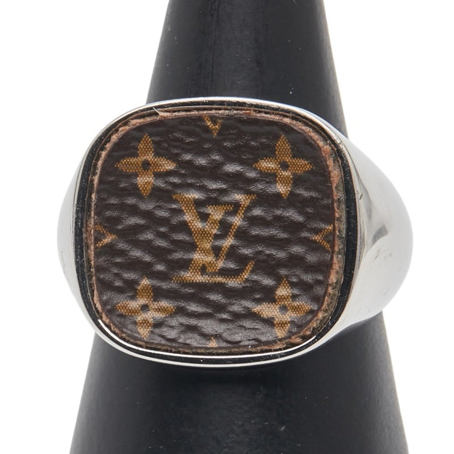 Louis Vuitton Silver Brown Band Ring (Pre-Owned)