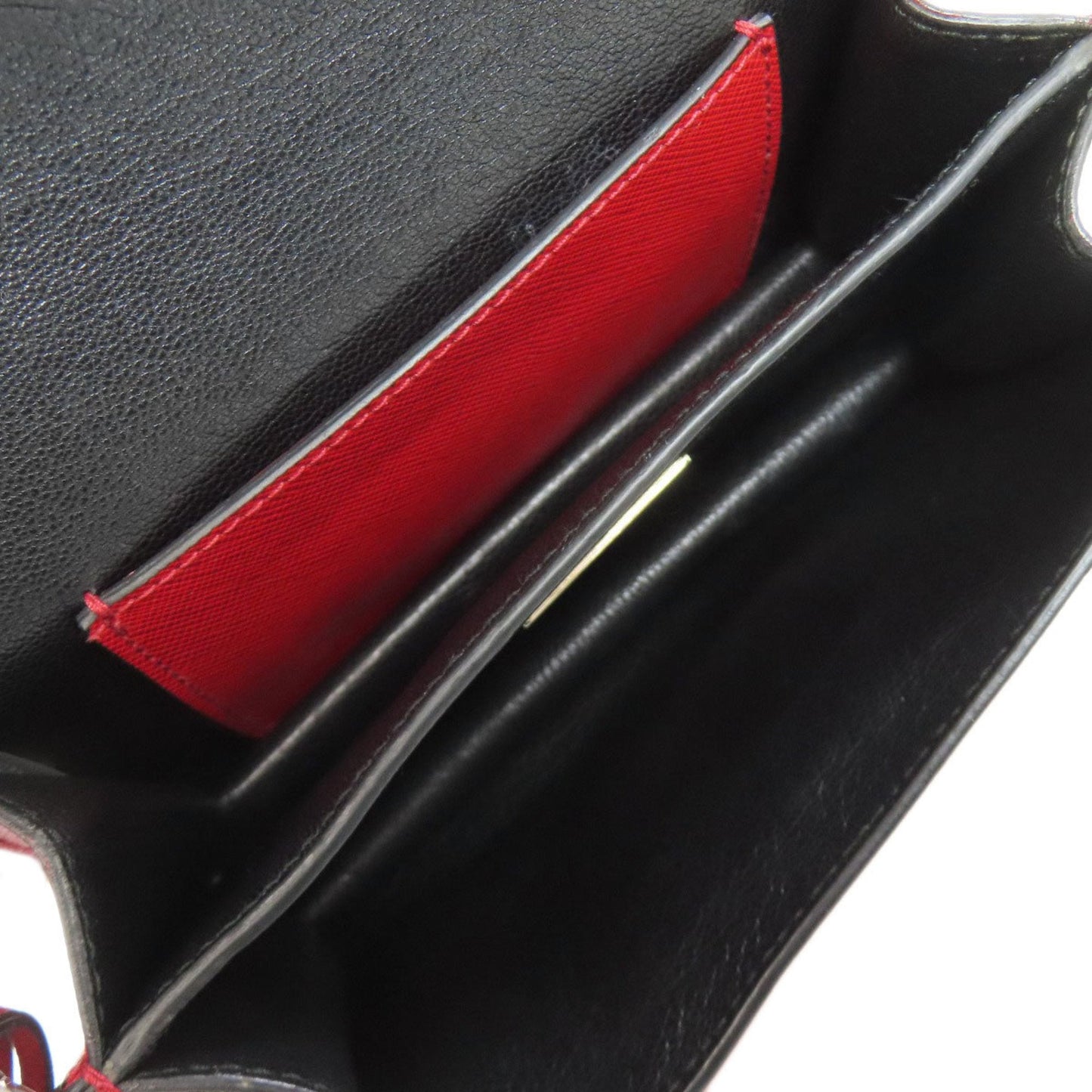 Prada Saffiano Red Color Saffiano Shoulder Bag (Pre-Owned)