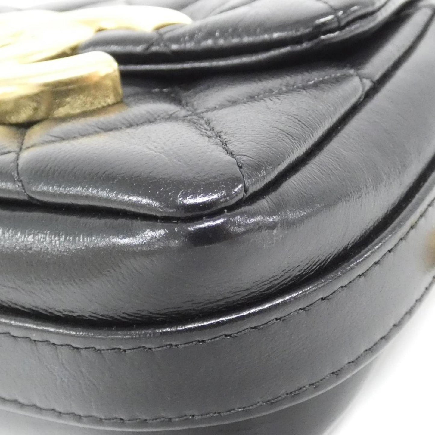 Chanel Black Leather Handbag (Pre-Owned)