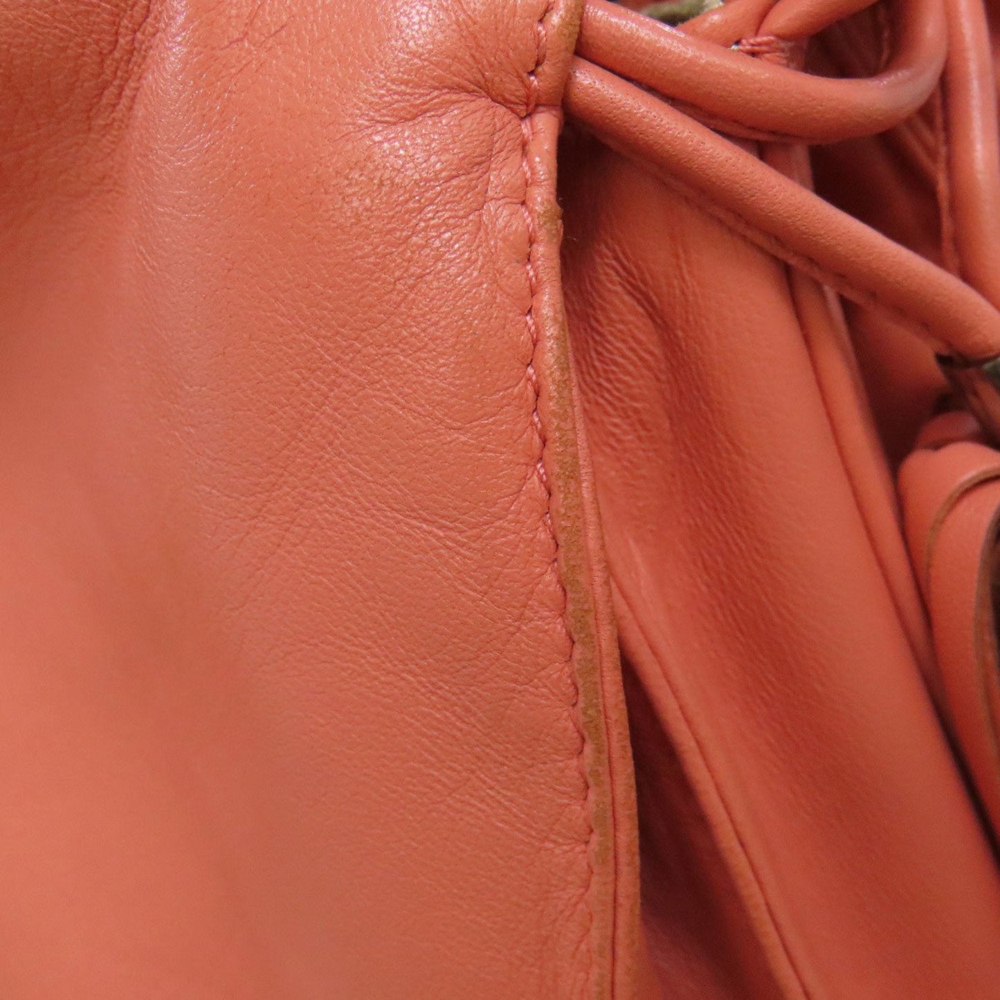 Loewe Flamenco Pink Leather Shoulder Bag (Pre-Owned)
