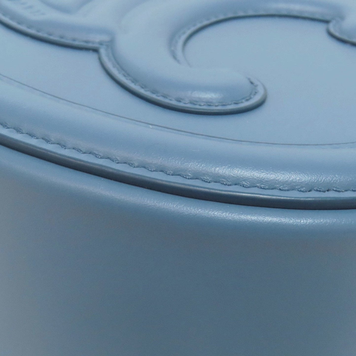 Celine Blue Leather Shoulder Bag (Pre-Owned)