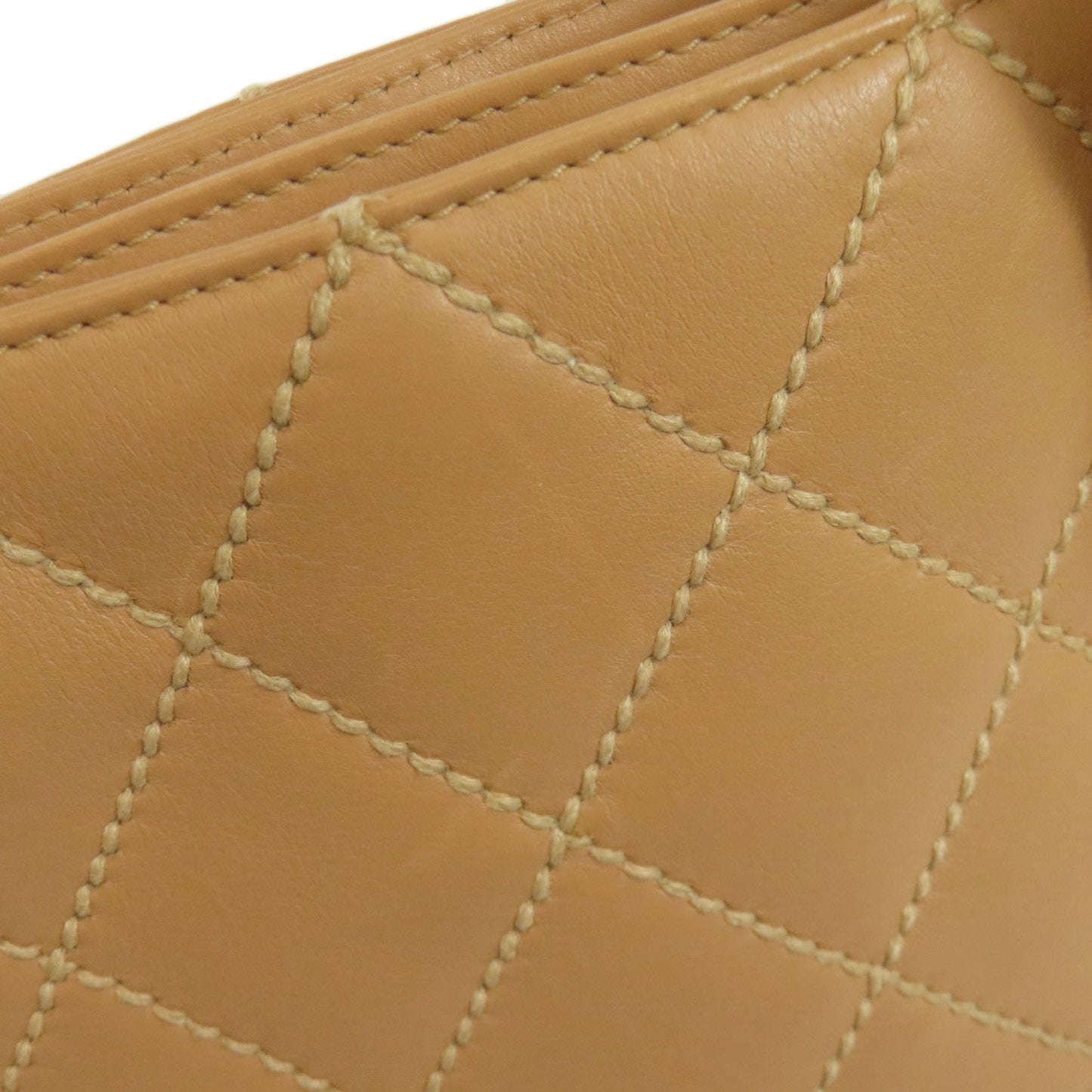 Chanel Wild Stitch Beige Leather Handbag (Pre-Owned)