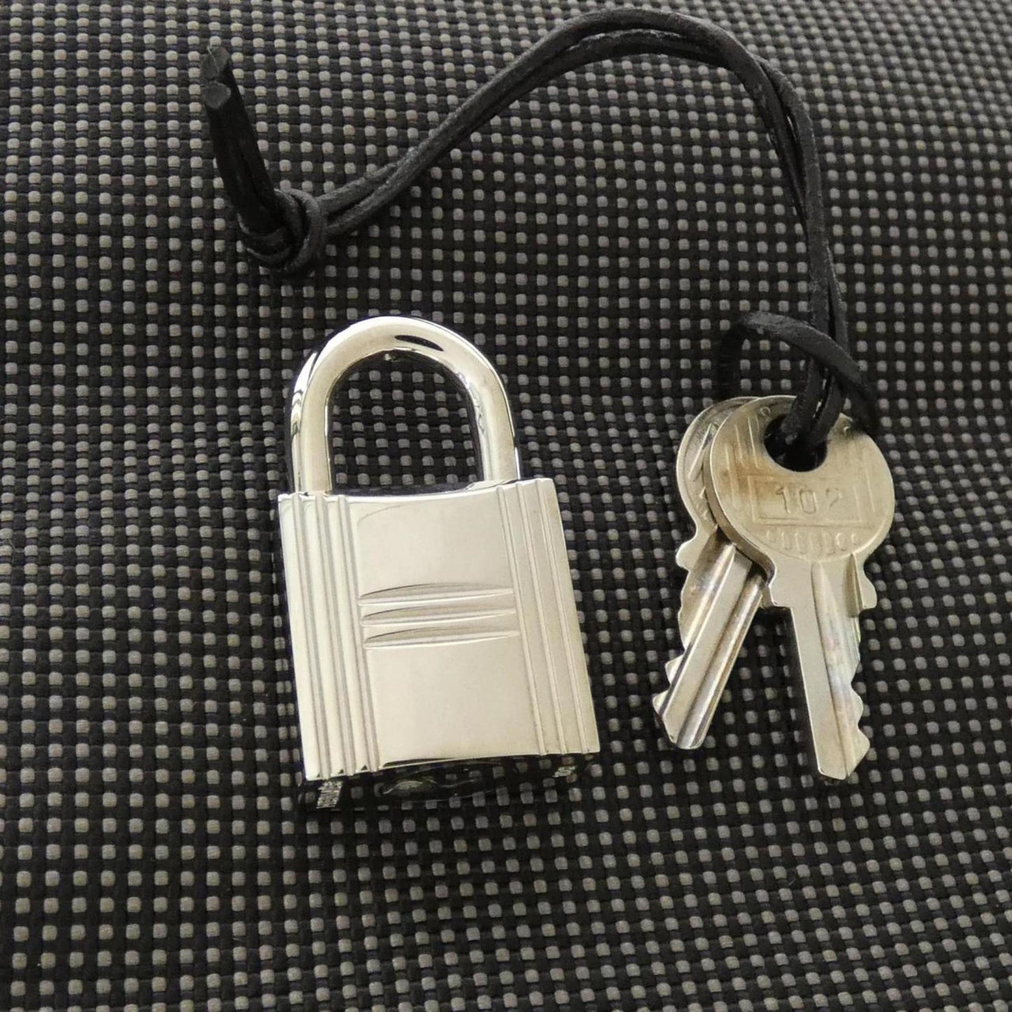 Hermes Black Canvas Handbag (Pre-Owned)