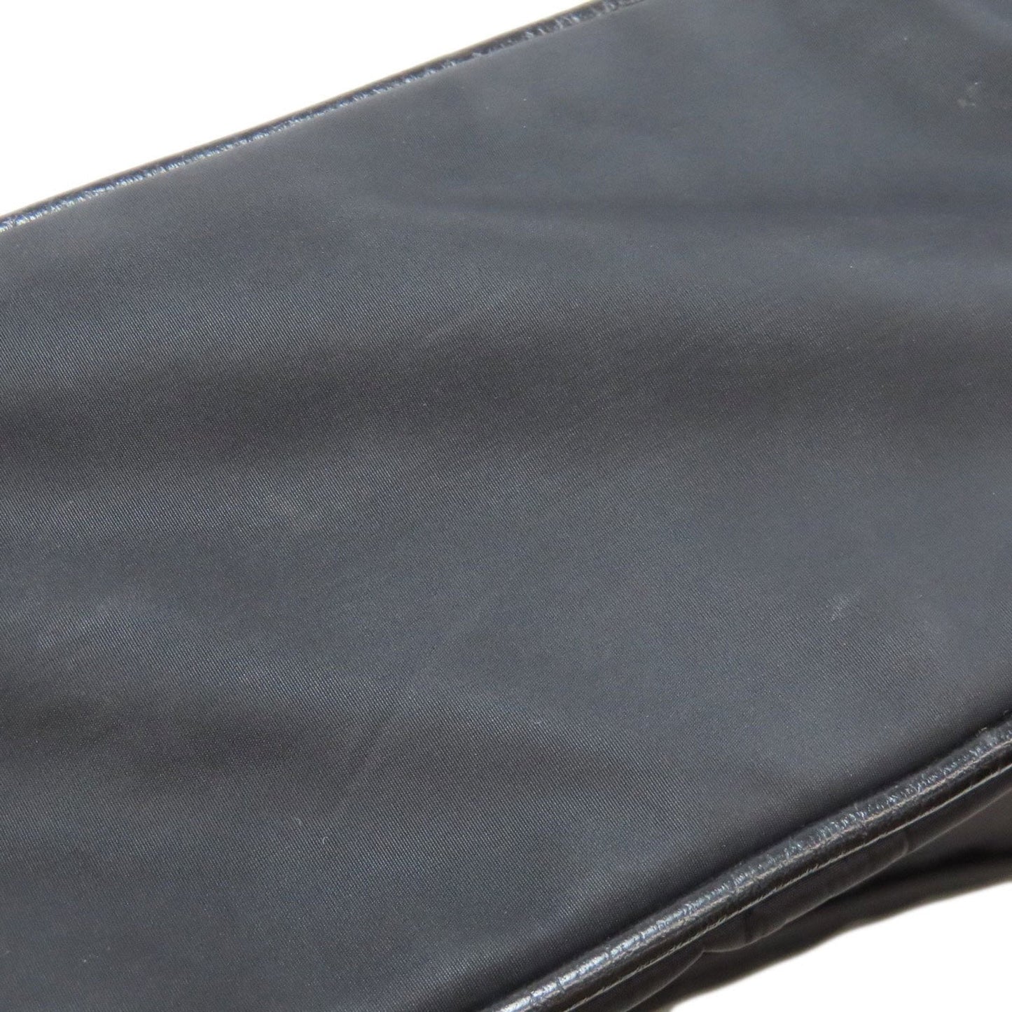 Gucci Black Nylon Clutch Bag (Pre-Owned)