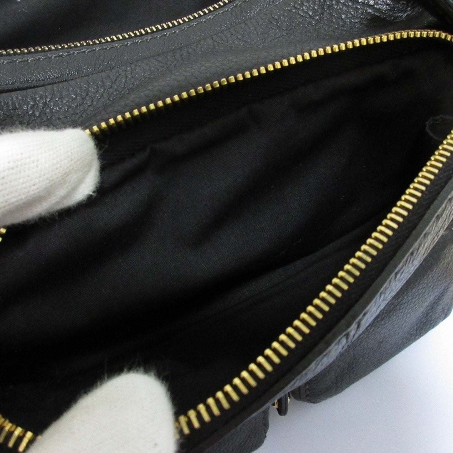 Tod's Black Handbag (Pre-Owned)