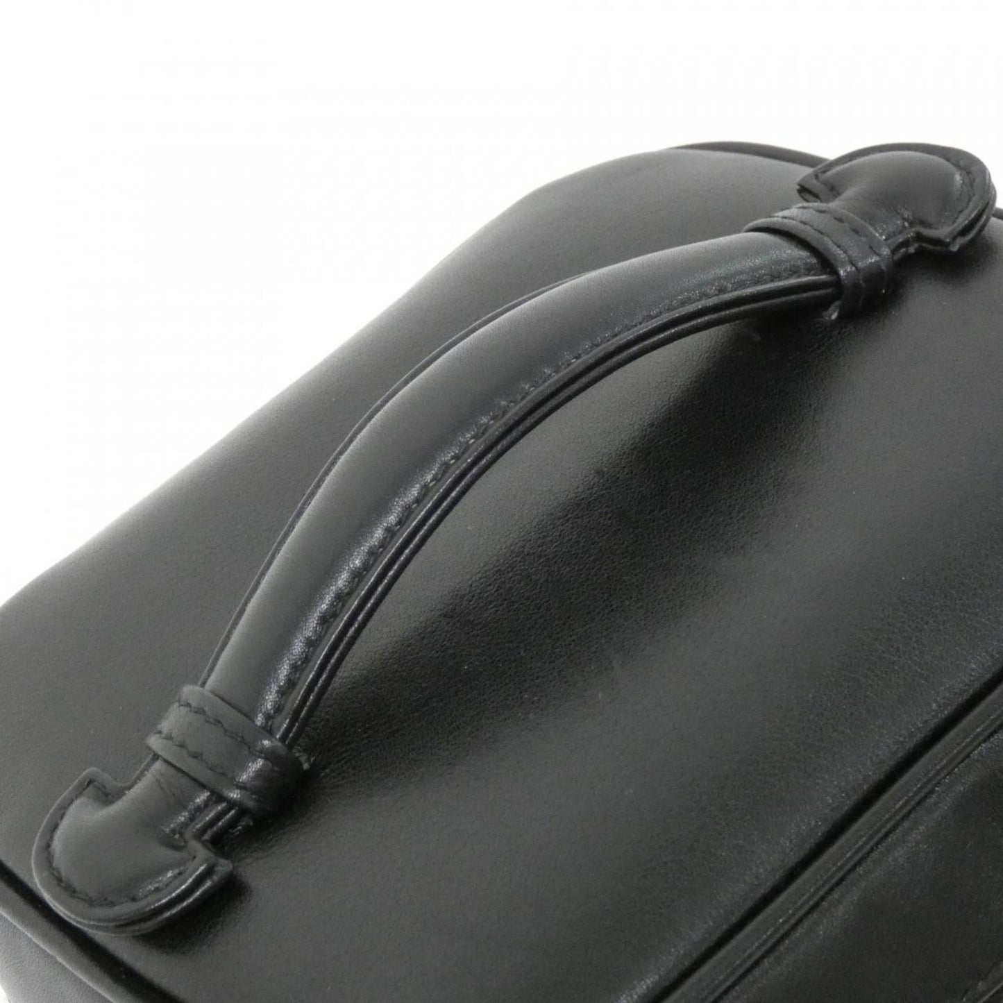 Chanel Black Leather Handbag (Pre-Owned)