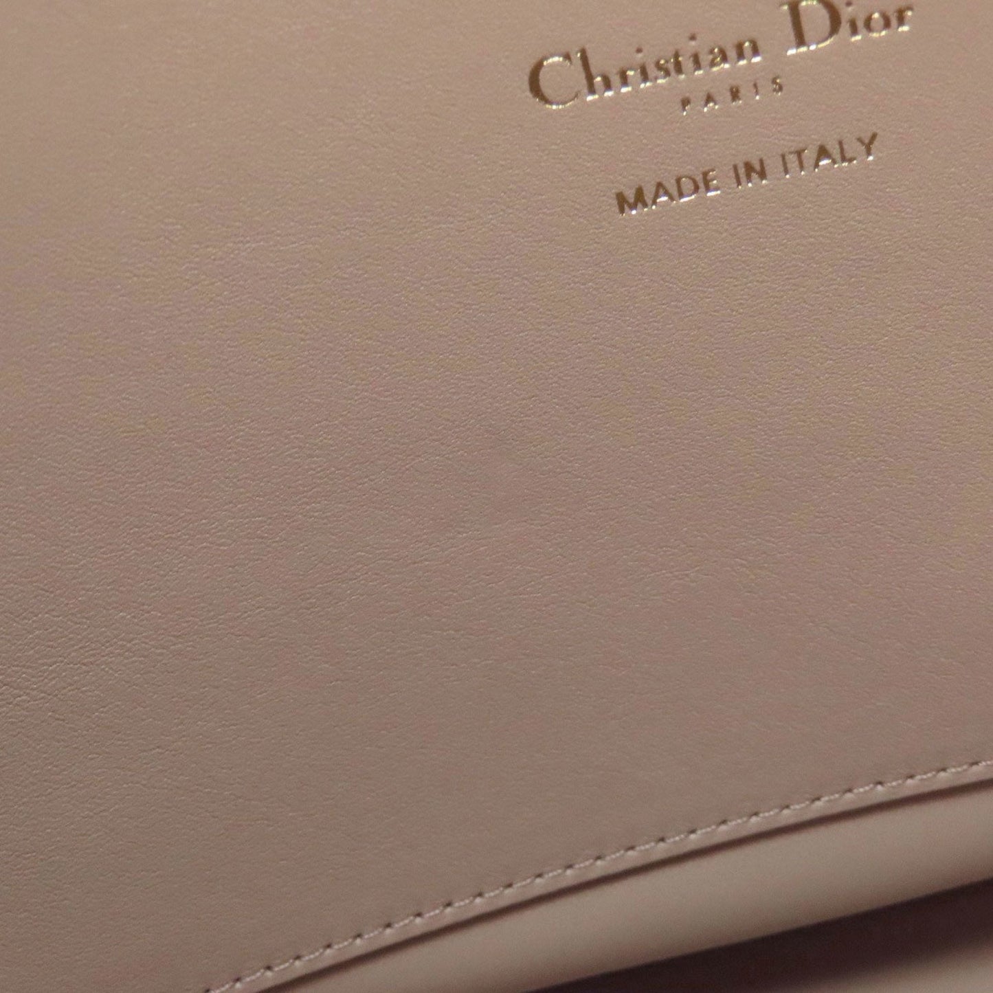 Christian Dior Beige Leather Handbag (Pre-Owned)
