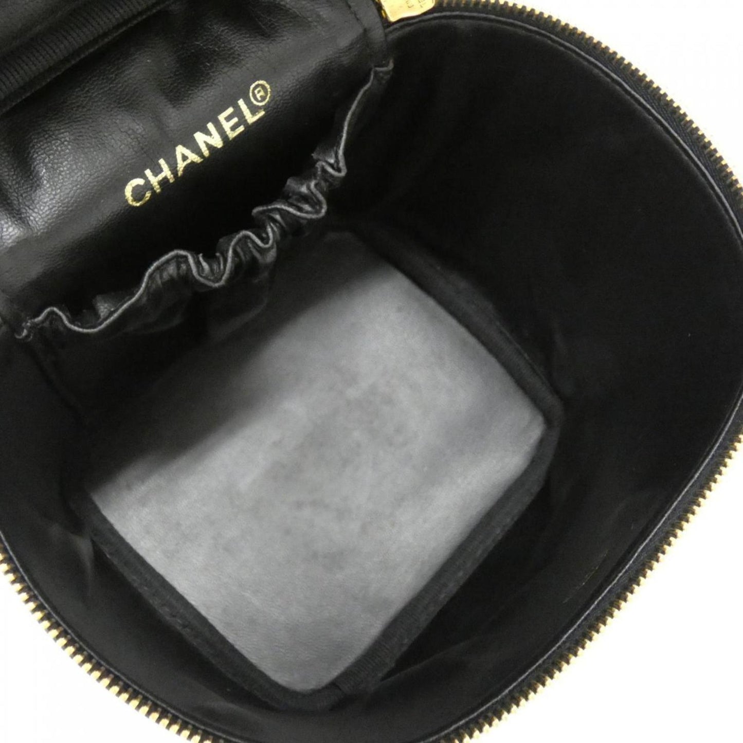 Chanel Black Leather Handbag (Pre-Owned)