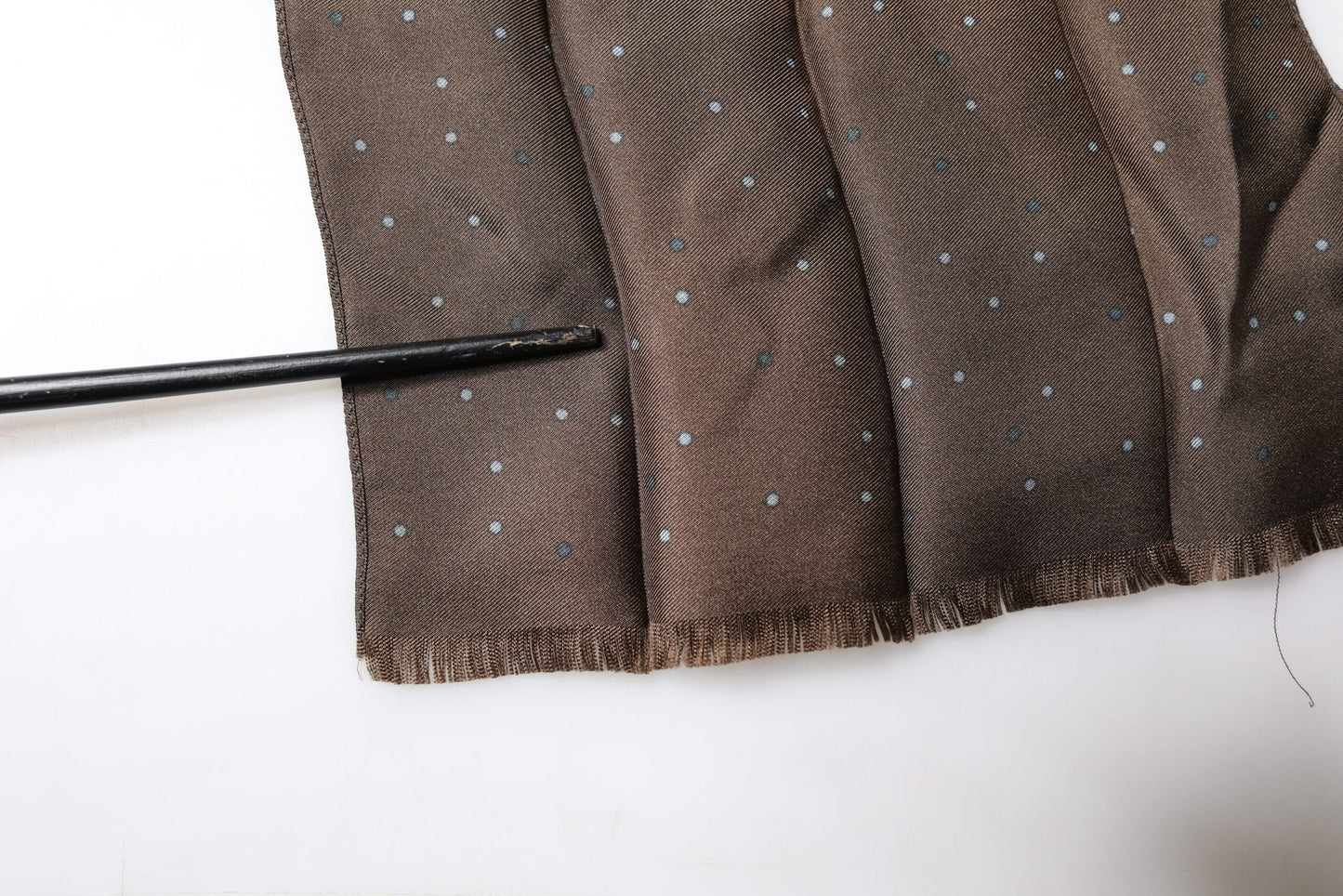 Dolce & Gabbana Brown Fantasy Silk Neck Wrap Shawl Men's Scarf (Pre-Owned)