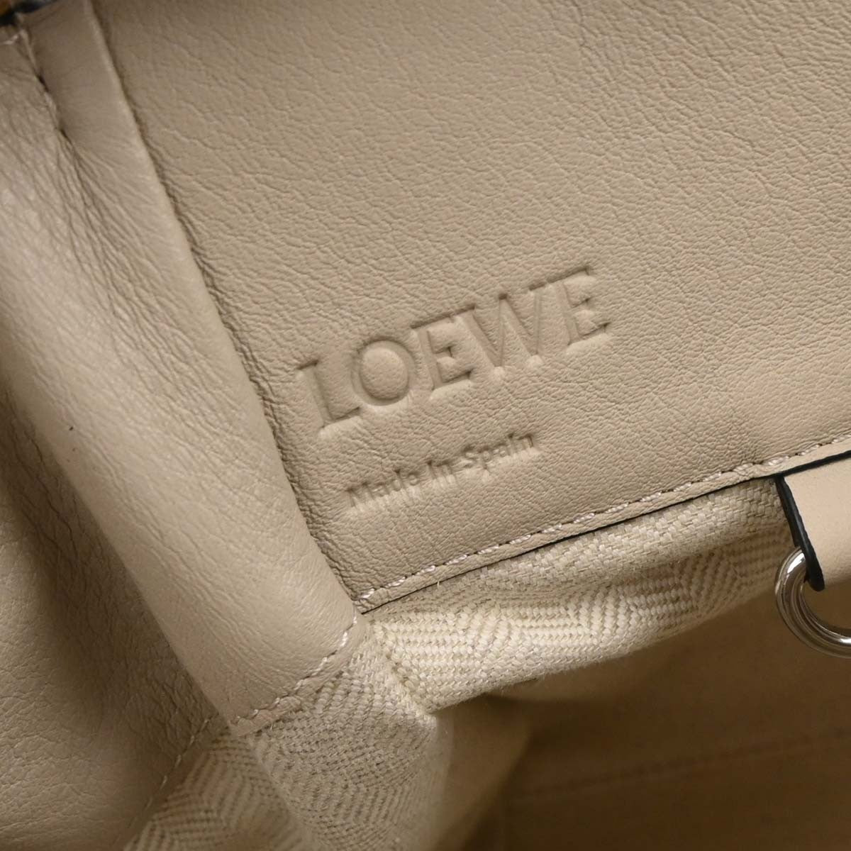 Loewe Hammock Drawstring Bag Leather Gray Leather Handbag (Pre-Owned)