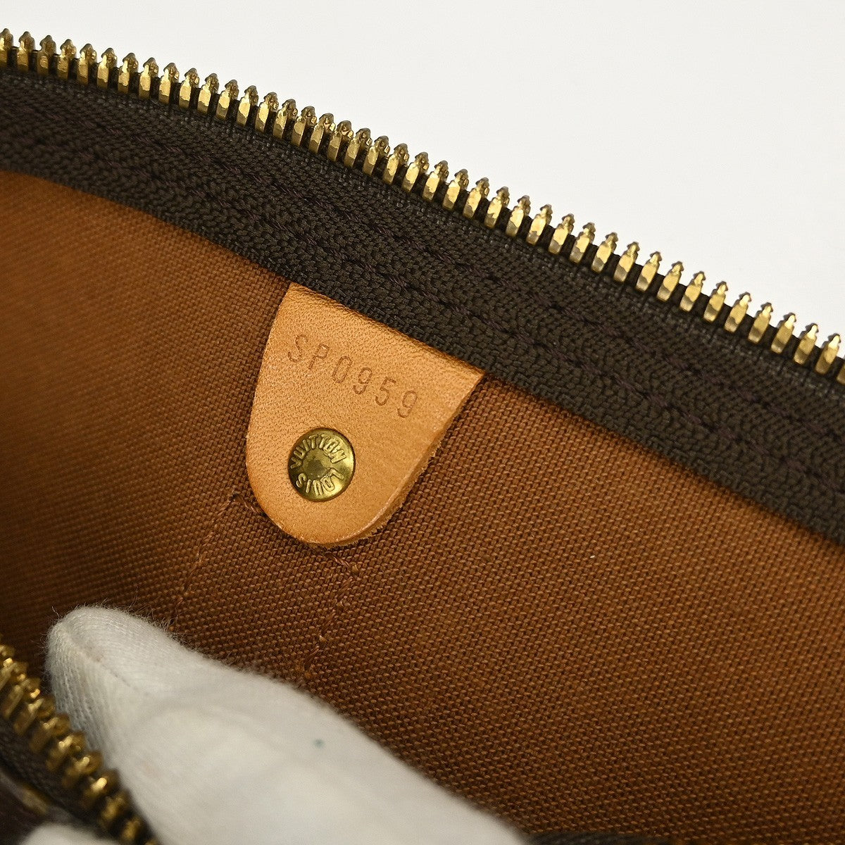 Louis Vuitton Keepall Bag Monogram Canvas Brown Canvas Travel Bag Bag (Pre-Owned)