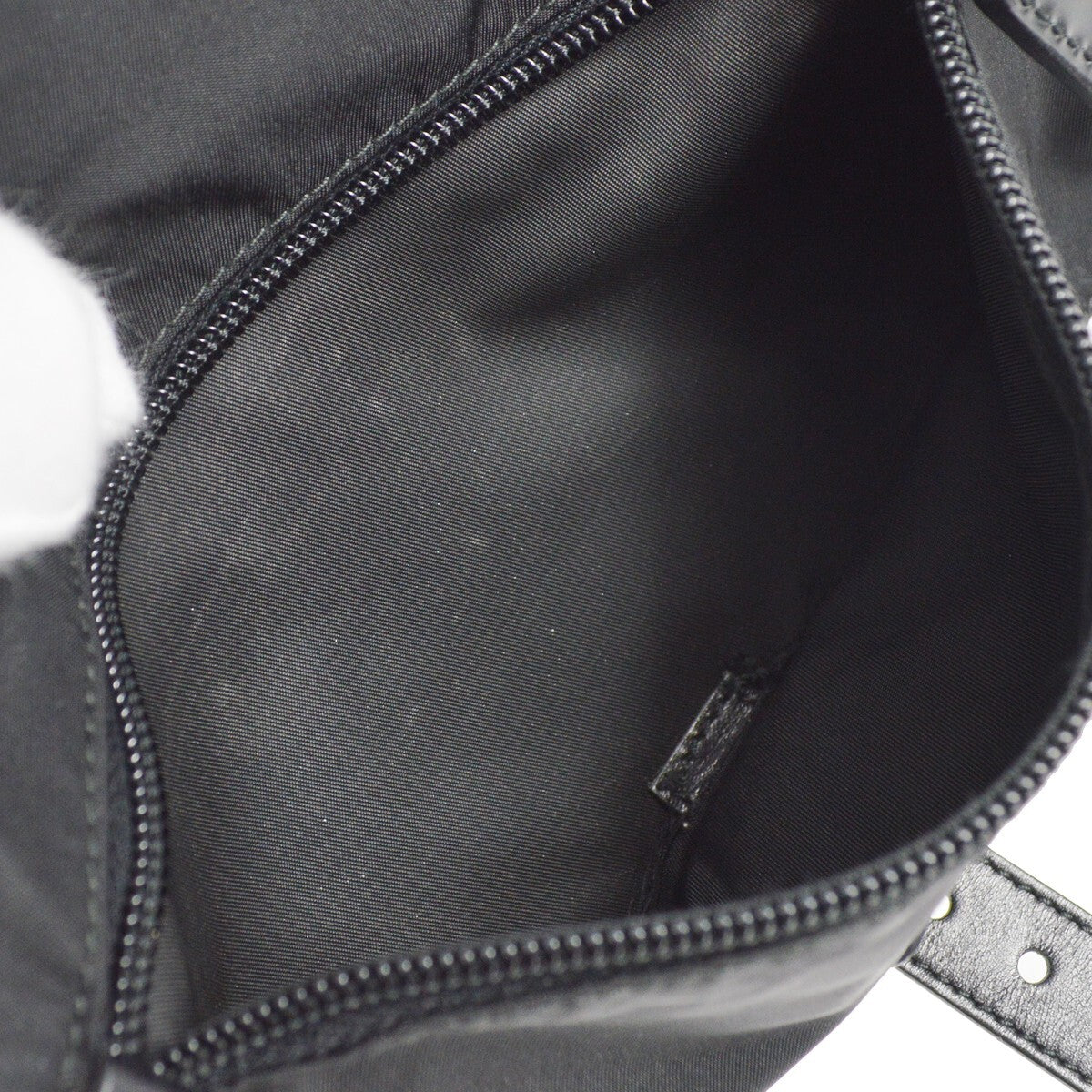 Prada Buckle Messenger Bag Tessuto Black Nylon Shoulder Bag Bag (Pre-Owned)
