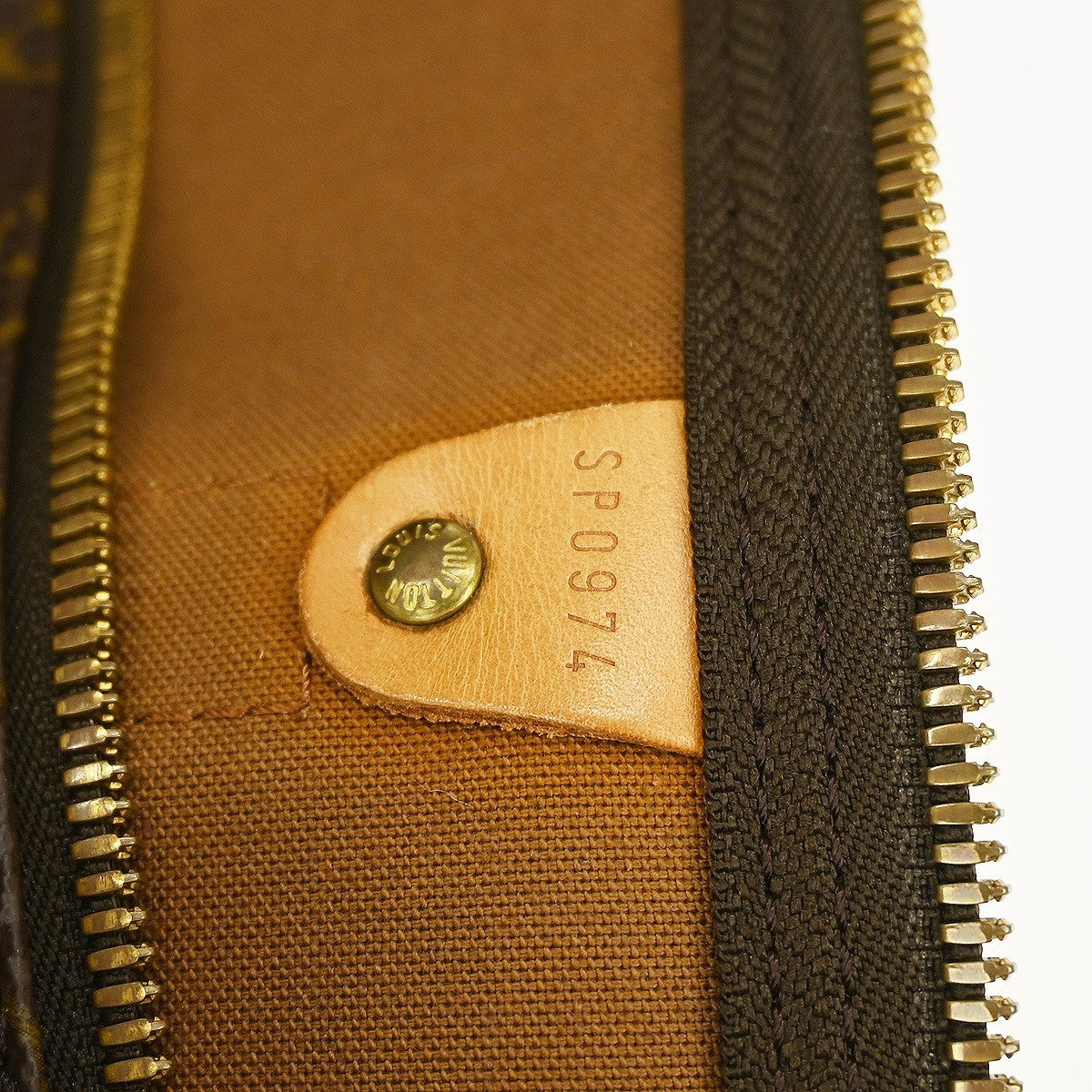 Louis Vuitton Keepall Bag Monogram Canvas Brown Canvas Travel Bag Bag (Pre-Owned)