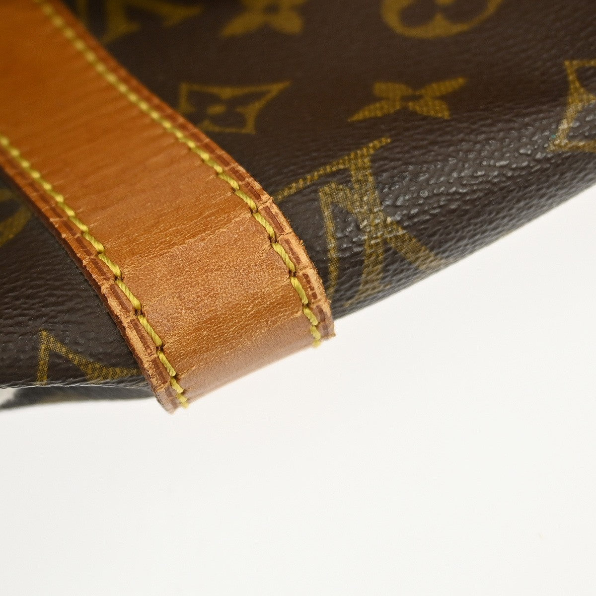 Louis Vuitton Keepall Bag Monogram Canvas Brown Canvas Travel Bag Bag (Pre-Owned)