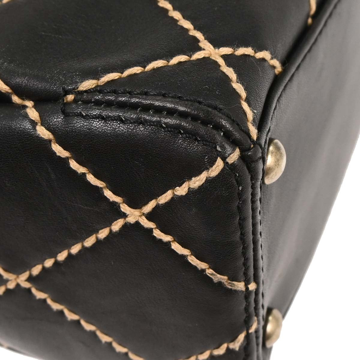 Chanel Surpique Compartment Tote Quilted Leather Black Calfskin Handbag (Pre-Owned)
