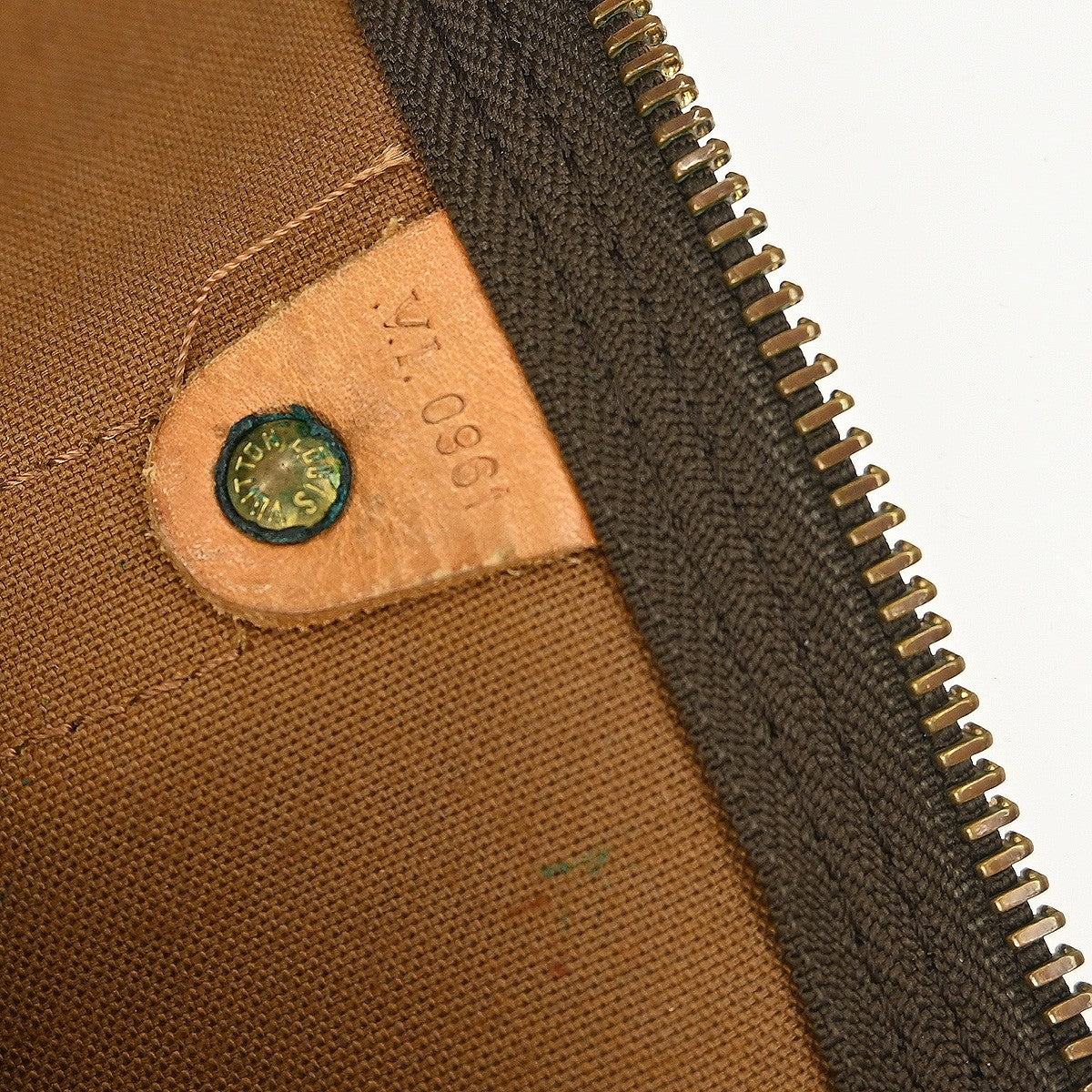 Louis Vuitton Keepall Bandouliere Bag Monogram Canvas Brown Canvas Travel Bag Bag (Pre-Owned)