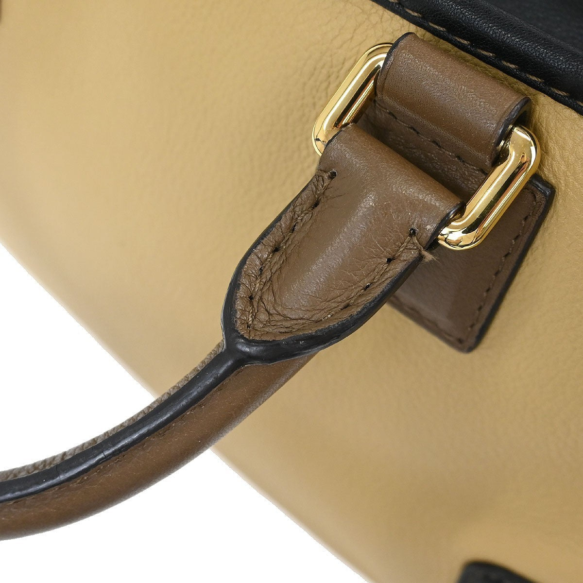 Loewe Amazona Bag Leather Beige Leather Handbag (Pre-Owned)