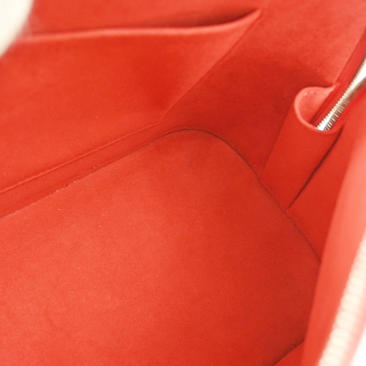 Louis Vuitton Alma Handbag Epi Leather Red Leather Handbag (Pre-Owned)