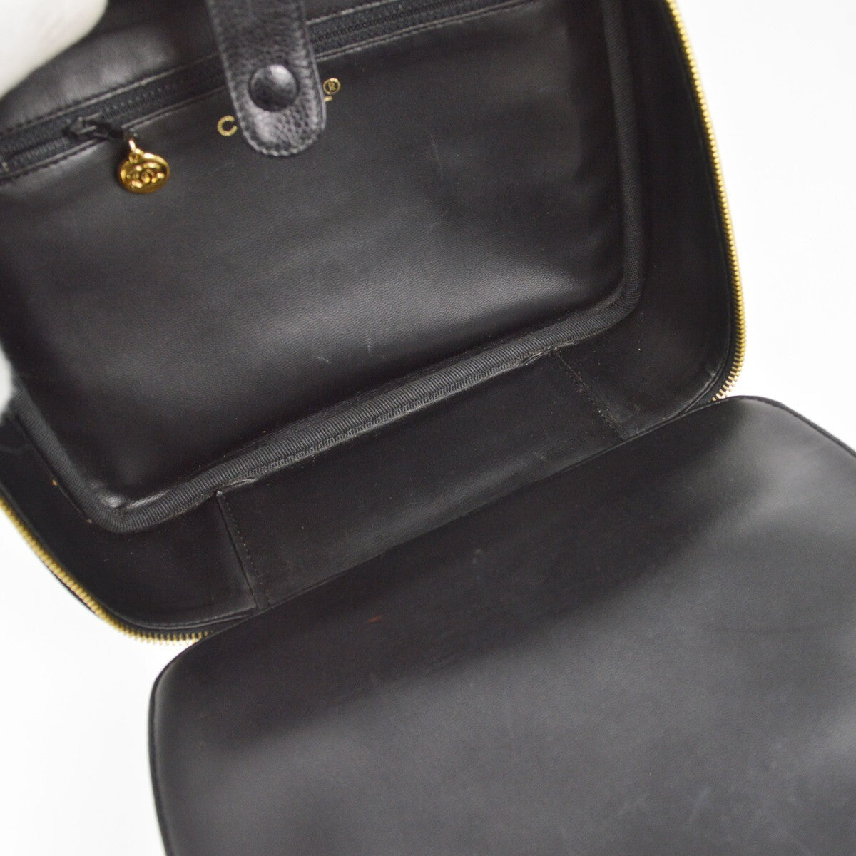 Chanel Vintage Timeless Zip Around Vanity Case Caviar Black Leather Handbag (Pre-Owned)