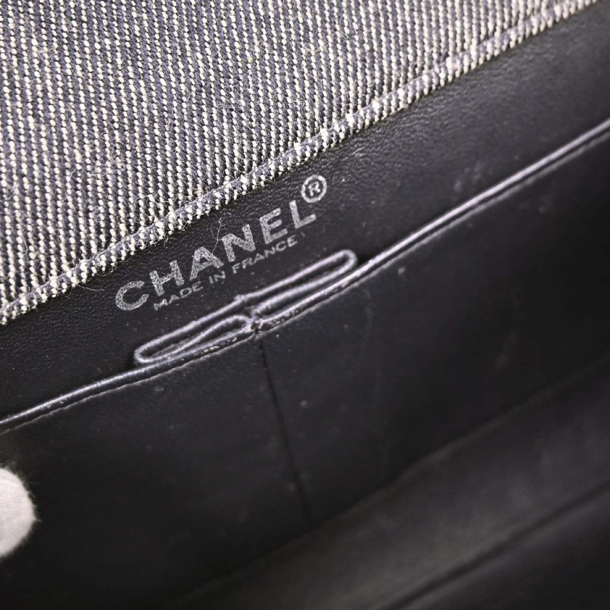 Chanel Chocolate Bar Flap Bag Quilted Denim Gray Denim_Jeans Shoulder Bag Bag (Pre-Owned)