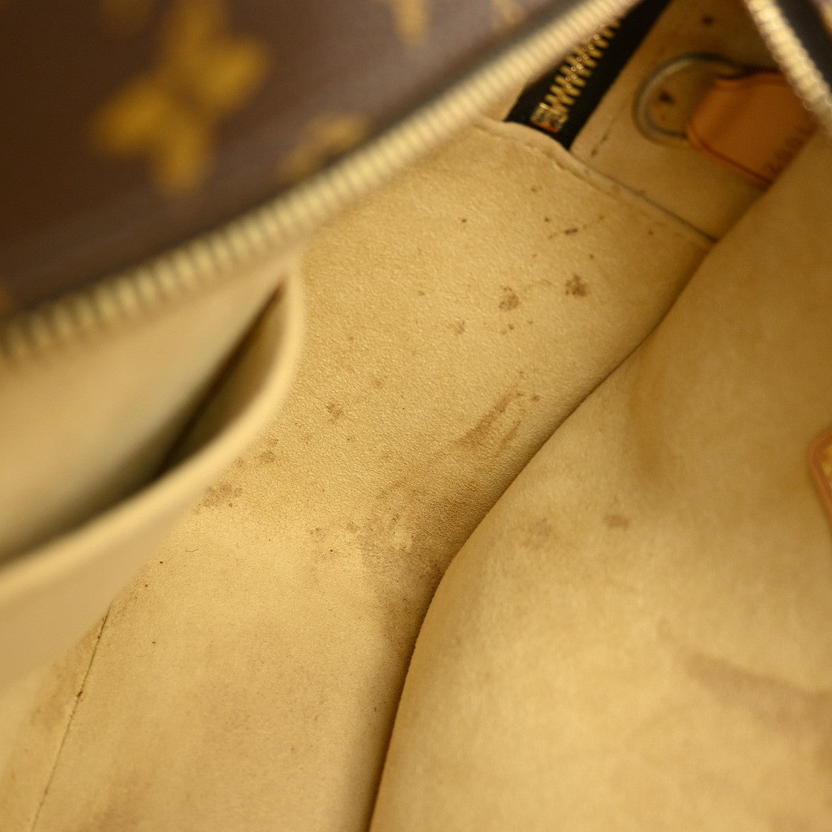 Louis Vuitton Cite Handbag Monogram Canvas Brown Canvas Handbag (Pre-Owned)