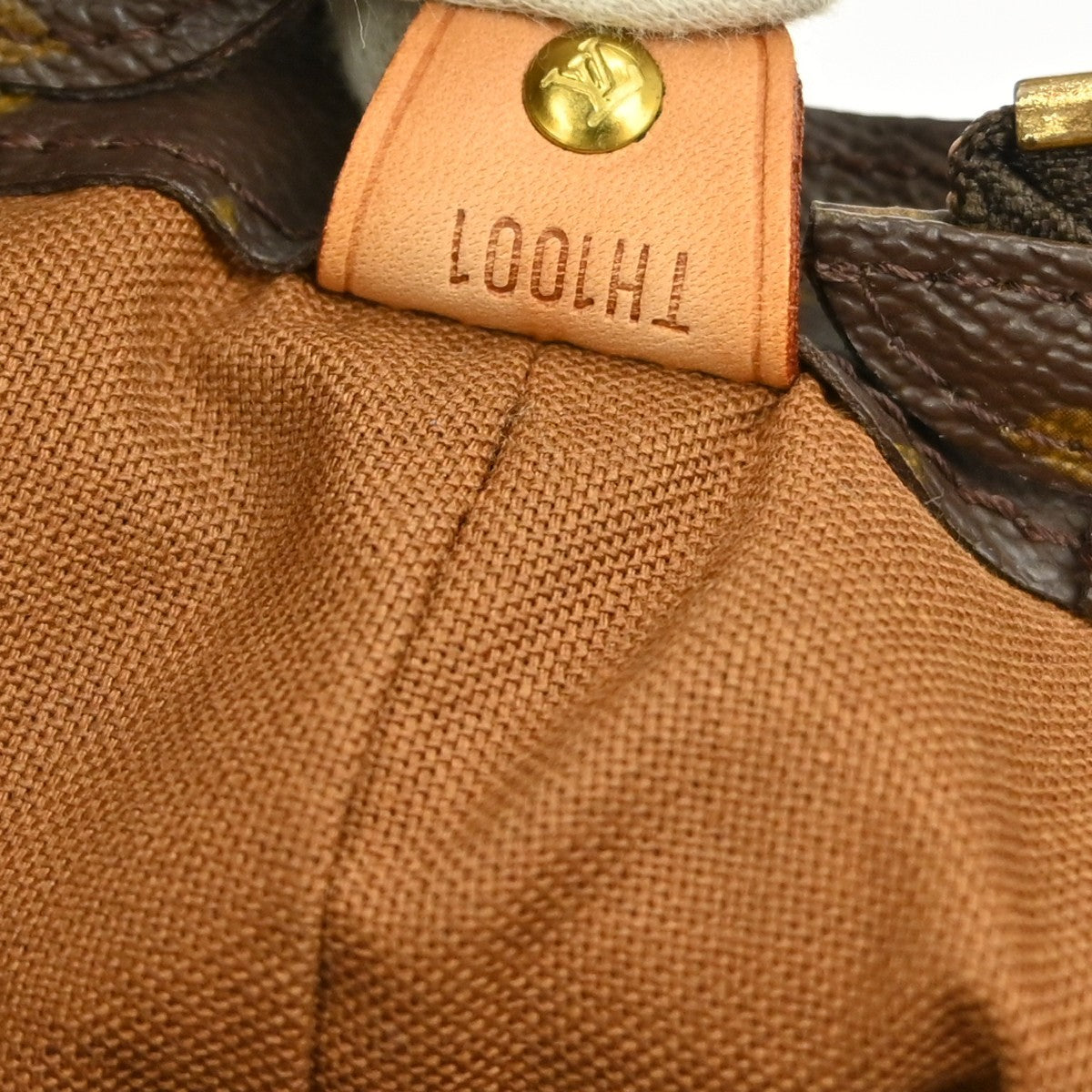 Louis Vuitton Cabas Mezzo Monogram Canvas Brown Canvas Tote Bag Bag (Pre-Owned)