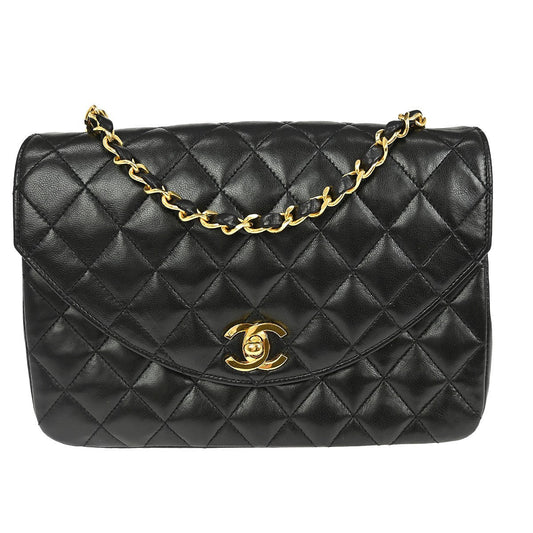 Chanel Vintage Round Cc Chain Crossbody Bag Quilted Lambskin Black Leather Shoulder Bag Bag (Pre-Owned)