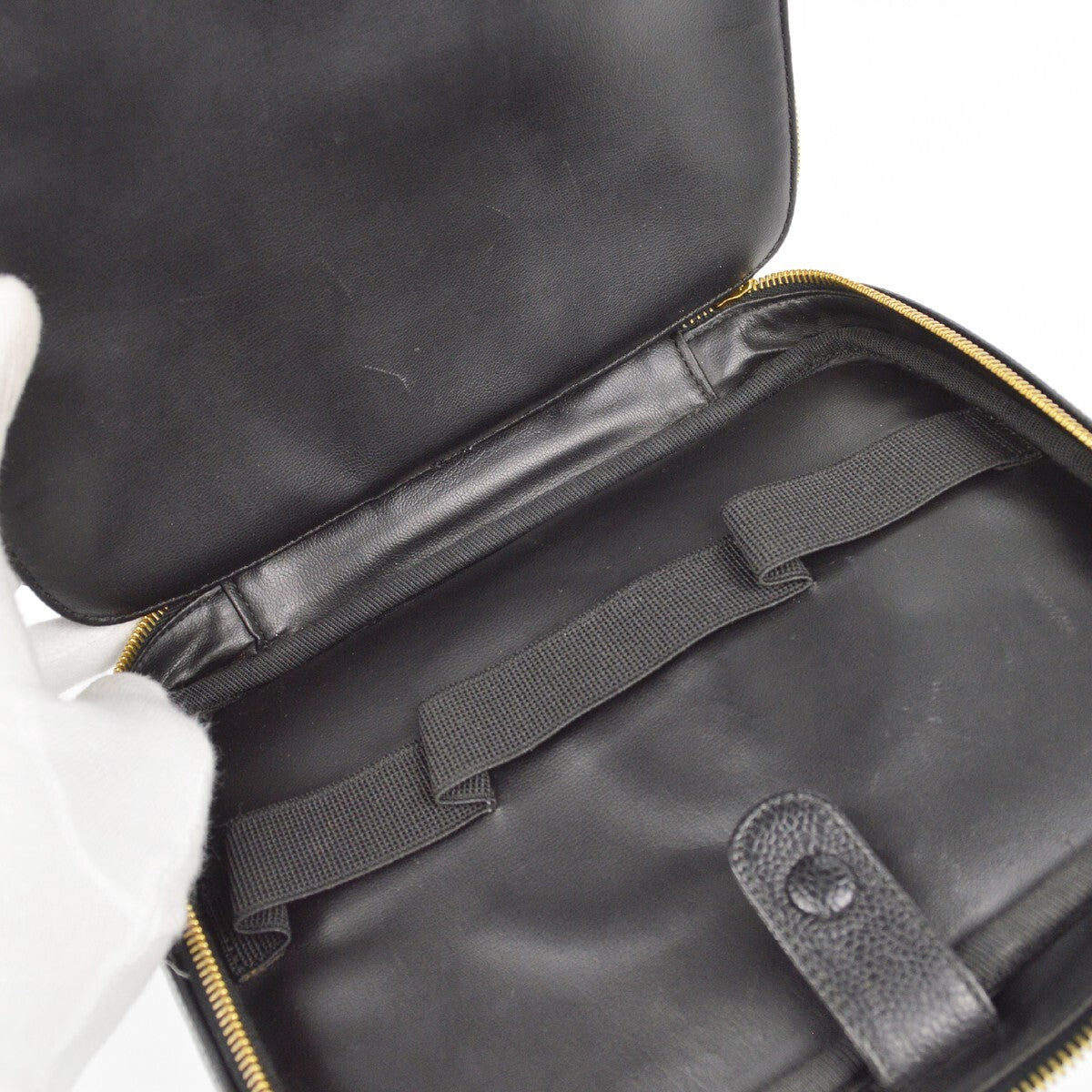 Chanel Vintage Timeless Zip Around Vanity Case Caviar Black Leather Handbag (Pre-Owned)