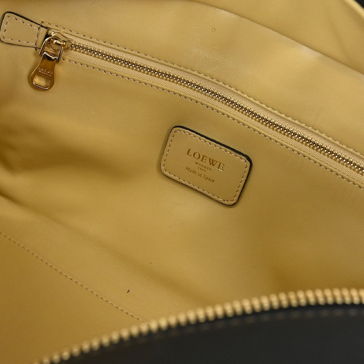 Loewe Amazona Bag Leather Beige Leather Handbag (Pre-Owned)