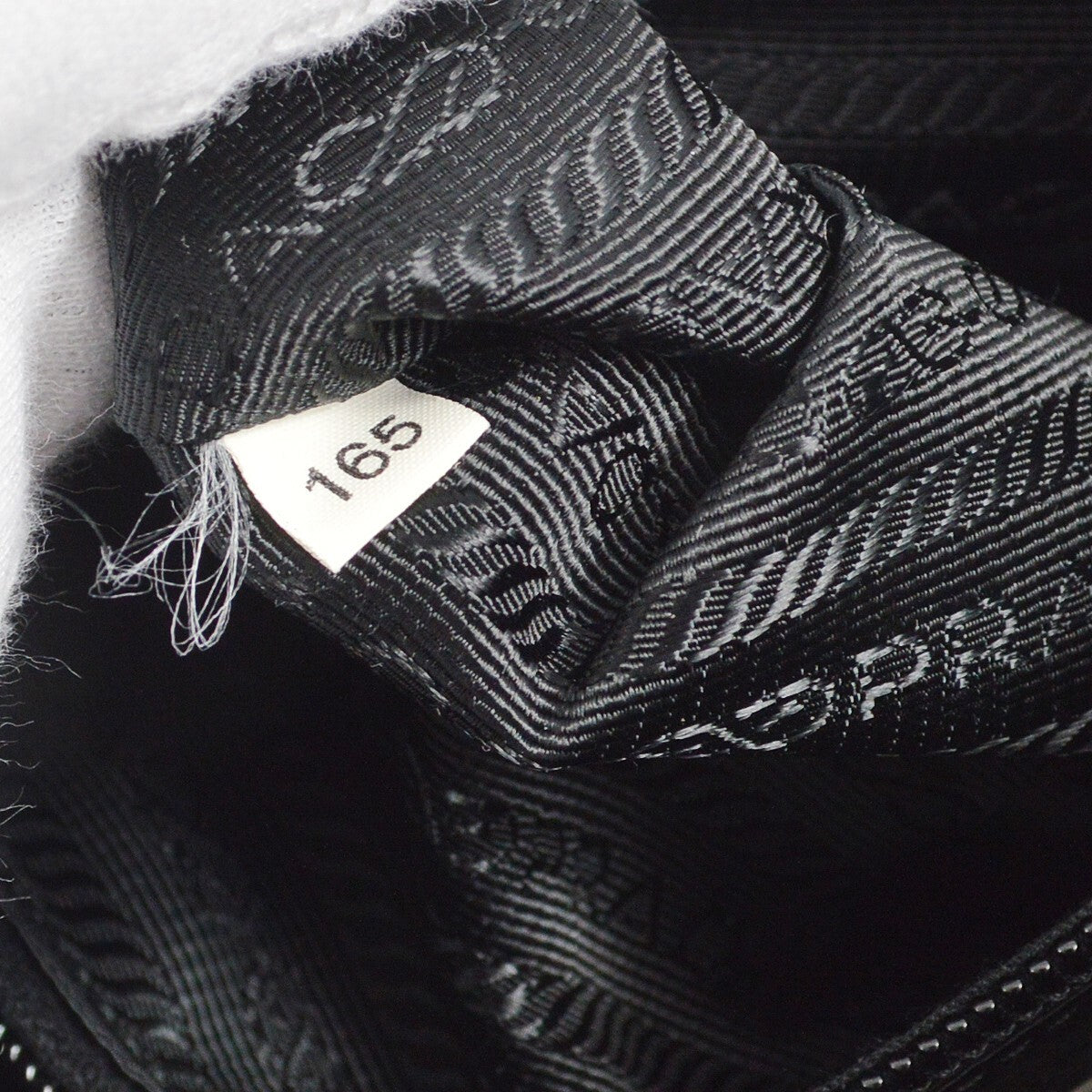 Prada Buckle Messenger Bag Tessuto Black Nylon Shoulder Bag Bag (Pre-Owned)