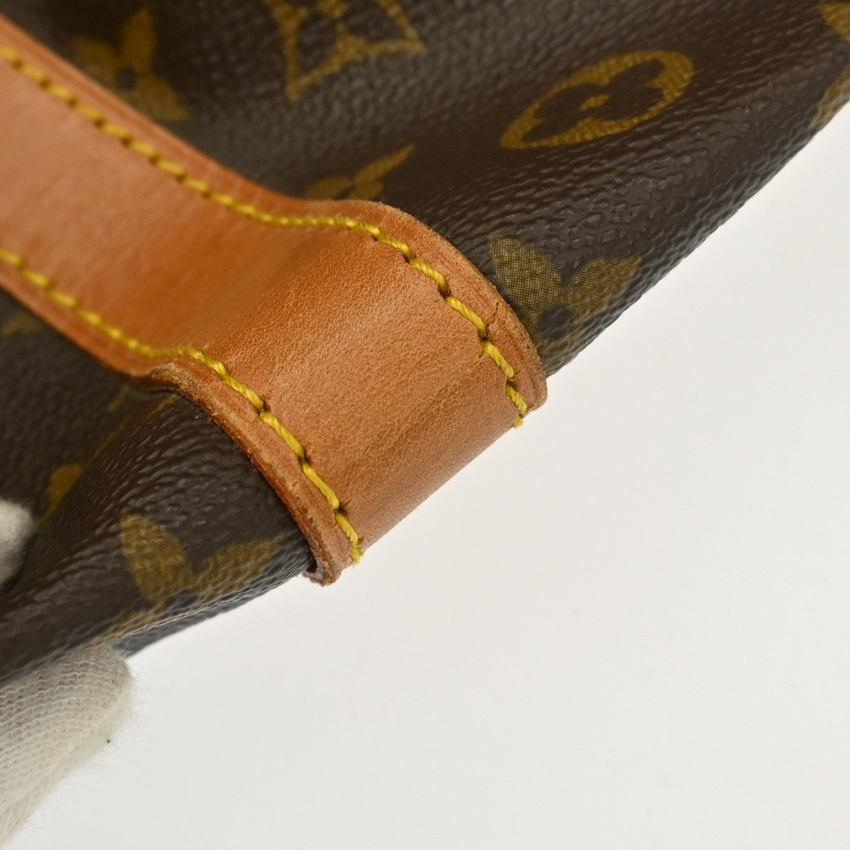Louis Vuitton Keepall Bag Monogram Canvas Brown Canvas Travel Bag Bag (Pre-Owned)