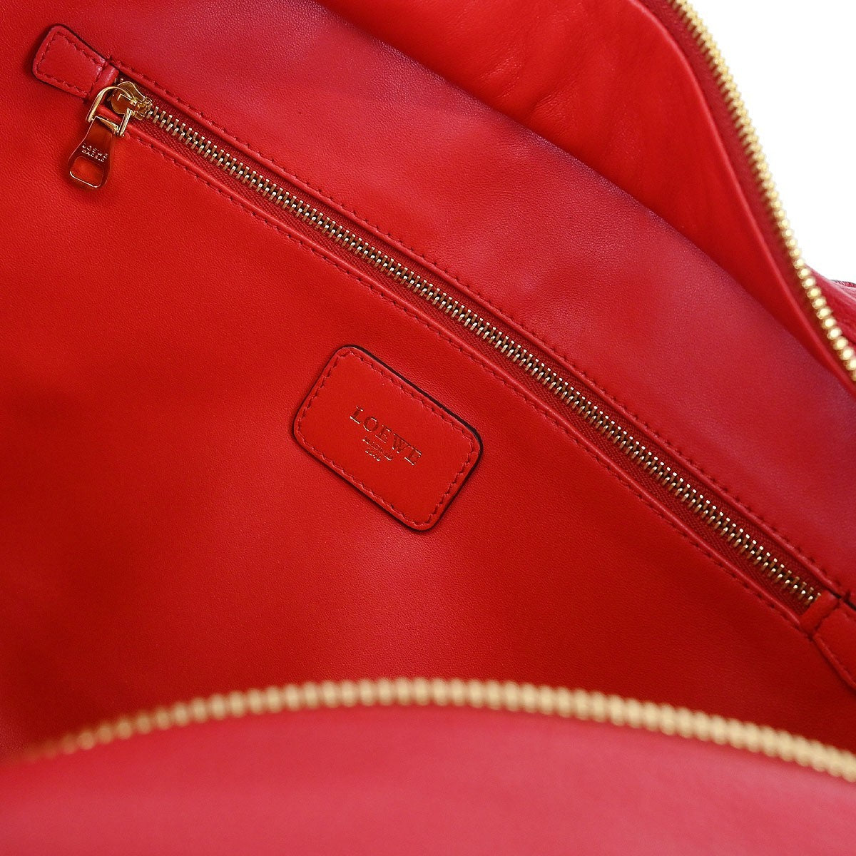 Loewe Amazona Bag Leather Red Leather Handbag (Pre-Owned)